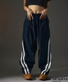 【フリークスストア/FREAK'S STORE】のMR HEARTS ミスターハーツ WIDE SILHOUETTE SIDE LINE NYLON CURVED PANTS 【限定展開】 24SS ネイビー|ID: prp329100004524291 ipo3291000000032002621
