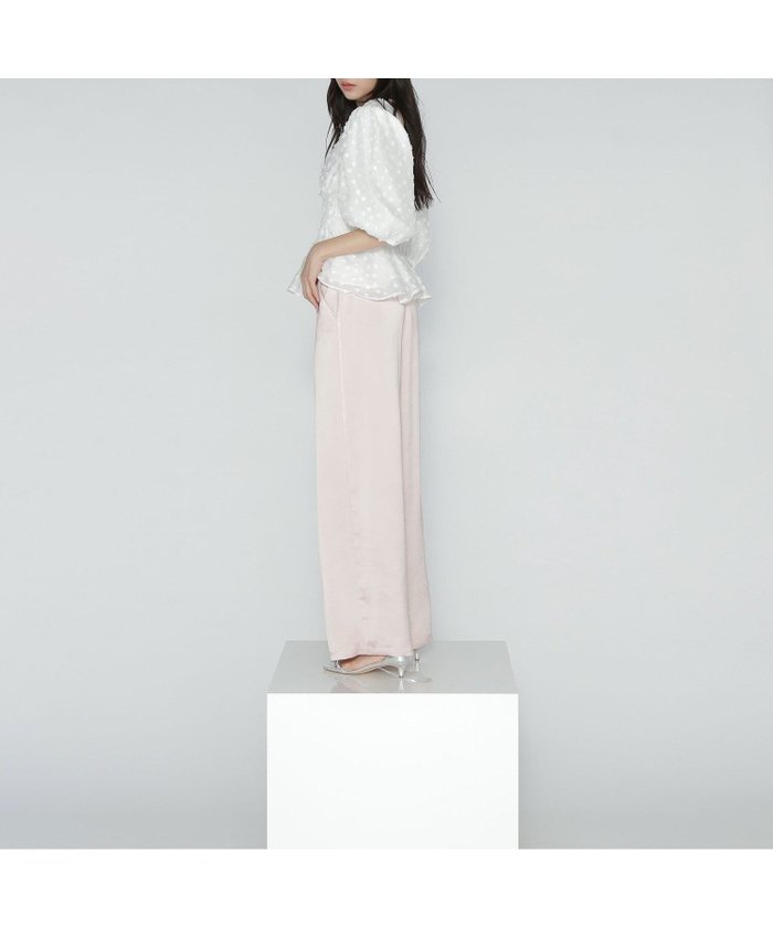 【ナチュラル ビューティー ベーシック/NATURAL BEAUTY BASIC】のタックサテンパンツ インテリア・キッズ・メンズ・レディースファッション・服の通販 founy(ファニー) https://founy.com/ ファッション Fashion レディースファッション WOMEN パンツ Pants サテン Satin ストレート Straight ワイド Wide エレガント 上品 Elegant |ID: prp329100004524406 ipo3291000000032003090