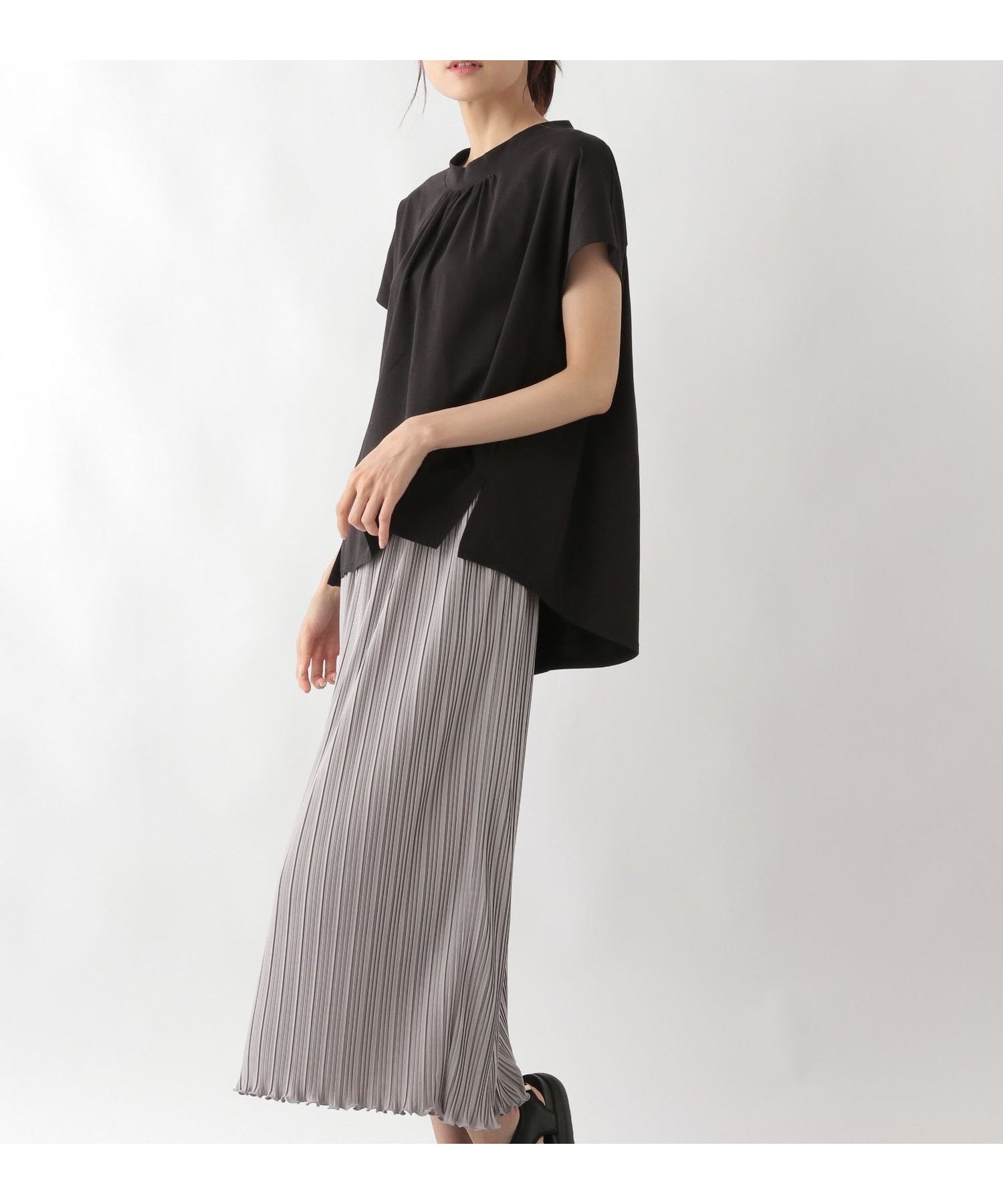 【グローバルワーク/GLOBAL WORK】の快適T*プリーツスカートSET/115353 インテリア・キッズ・メンズ・レディースファッション・服の通販 founy(ファニー) 　ファッション　Fashion　レディースファッション　WOMEN　スカート　Skirt　プリーツスカート　Pleated Skirts　ギャザー　Gather　サンダル　Sandals　フェミニン　Feminine　プリーツ　Pleats　ラウンド　Round　ランダム　Random　リラックス　Relax　エレガント 上品　Elegant　吸水　Water Absorption　夏　Summer　楽ちん　Easy　ブラック×ライトグレー09|ID: prp329100004524418 ipo3291000000032003146