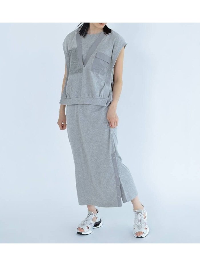 【ラシュッド/LASUD】のVネックベストレイヤードワンピース インテリア・キッズ・メンズ・レディースファッション・服の通販 founy(ファニー) https://founy.com/ ファッション Fashion レディースファッション WOMEN アウター Coat Outerwear サンダル Sandals スニーカー Sneakers ドッキング Docking ベスト Vest 今季 This Season |ID: prp329100004524497 ipo3291000000032003476
