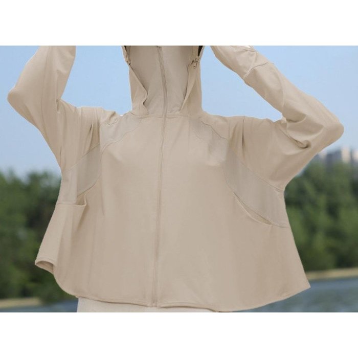 【メゾンドラティール/maison de LATIR】の接触冷感UVカットパーカー インテリア・キッズ・メンズ・レディースファッション・服の通販 founy(ファニー) https://founy.com/ ファッション Fashion レディースファッション Fashion for Women トップス・カットソー Cut & Sew Tops レディースパーカー・カジュアルフーディー Casual Hoodies & Sweatshirts おすすめ Recommended / Our Picks アウトドア Outdoor Clothing パーカー Hoodie, Parka 夏 Summer 楽ちん Easy Fit, Comfortable |ID: prp329100004524543 ipo3291000000032668222