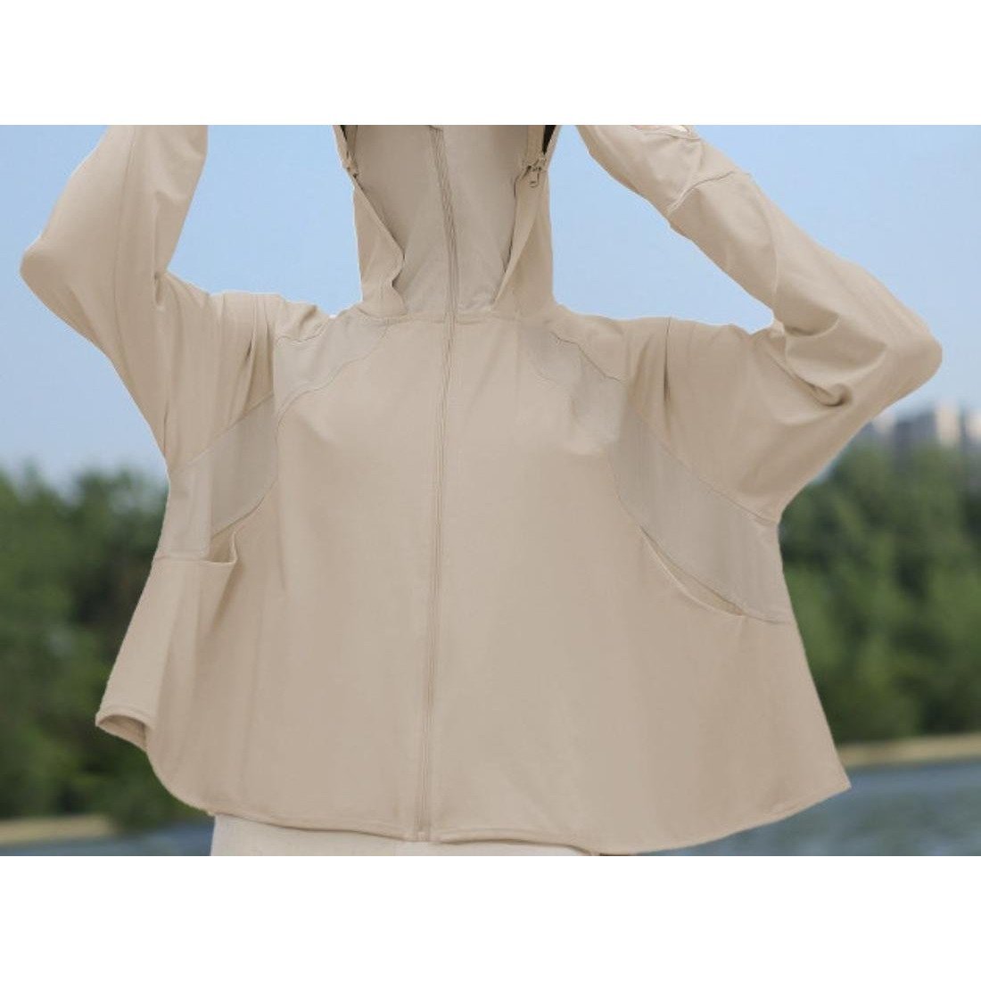 【メゾンドラティール/maison de LATIR】の接触冷感UVカットパーカー インテリア・キッズ・メンズ・レディースファッション・服の通販 founy(ファニー) 　ファッション　Fashion　レディースファッション　Fashion for Women　トップス・カットソー　Cut & Sew Tops　レディースパーカー・カジュアルフーディー　Casual Hoodies & Sweatshirts　おすすめ　Recommended / Our Picks　アウトドア　Outdoor Clothing　パーカー　Hoodie, Parka　夏　Summer　楽ちん　Easy Fit, Comfortable　ベージュ|ID: prp329100004524543 ipo3291000000032668224