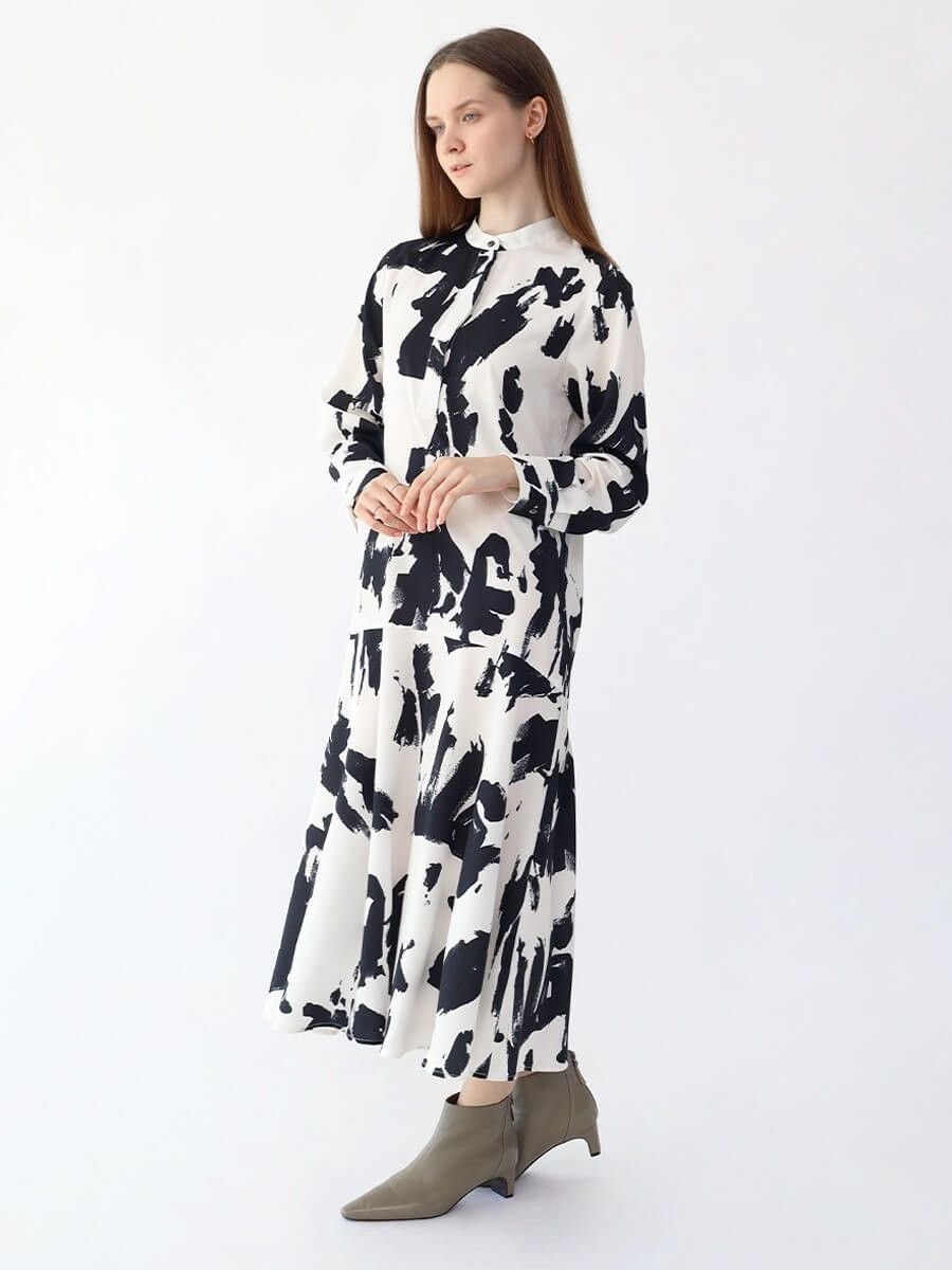【ラシュッド/LASUD】のインクアートプリントロングワンピース インテリア・キッズ・メンズ・レディースファッション・服の通販 founy(ファニー) 　ファッション　Fashion　レディースファッション　Fashion for Women　ワンピース　Dresses　フロント　Front, Front Design　プリント　Print, Printed Pattern　マーメイド　Mermaid, Fishtail Silhouette　モダン　Modern, Contemporary　エレガント 上品　Elegant　オフホワイト|ID: prp329100004524547 ipo3291000000032722594