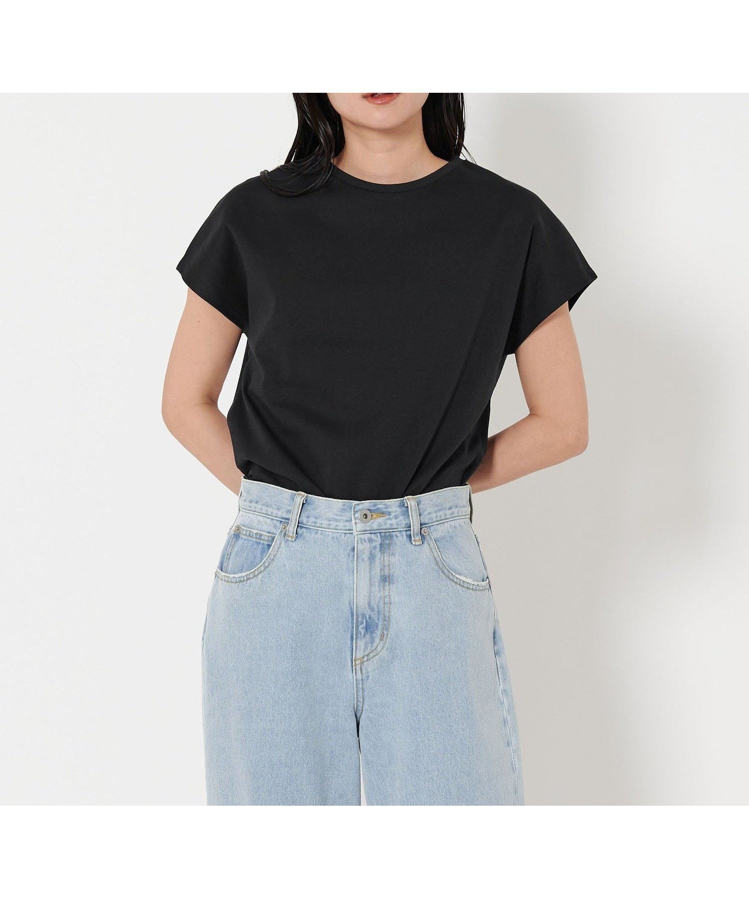 【ユナイテッドアローズ/UNITED ARROWS】のMARW UNITED ARROWS ベーシック クルーネック Tシャツ -汗ジミ防止- インテリア・キッズ・メンズ・レディースファッション・服の通販 founy(ファニー) 　ファッション　Fashion　レディースファッション　Fashion for Women　トップス・カットソー　Cut & Sew Tops　シャツ・ブラウス・オフィスカジュアル　Elegant Blouses & Button-Ups　ロングTシャツ・Tシャツ　Longline T-Shirts & Tees　シンプル　Simple, Minimal　定番　Standard, Basic Item　人気　Popular, Best Seller　ベーシック　Basic, Essential　ポケット　Pocket, Pocket Detail　ビジネス 仕事 通勤　Business / Work / Commuting　BLACK|ID: prp329100004524582 ipo3291000000033305694