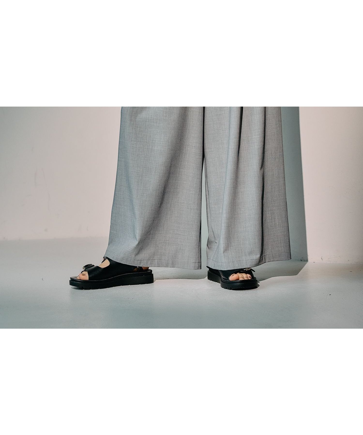 【レプシィム ローリーズファーム/LEPSIM LOWRYS FARM】のスラックスギャザーWフレアパンツ 人気、トレンドファッション・服の通販 founy(ファニー) 　ファッション　Fashion　レディースファッション　Ladies' Fashion Online　パンツ　Pants　おすすめ　Recommend　ギャザー　Gather　スラックス　Slacks　タンク　Tank　フレア　Flare　人気　Popularity　夏　Summer　 other-1|ID: prp329100004524595 ipo3291000000032683489