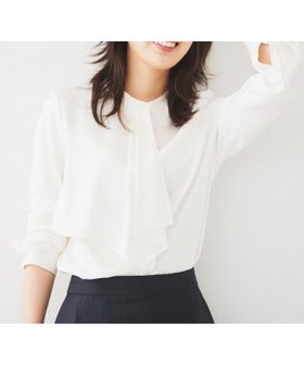 【アンタイトル/UNTITLED】の【通勤】サテン ラッフル風ブラウス 人気、トレンドファッション・服の通販 founy(ファニー) ファッション Fashion レディースファッション WOMEN トップス・カットソー Tops/Tshirt シャツ/ブラウス Shirts/Blouses おすすめ Recommend アシンメトリー Asymmetry インナー Inner サテン Satin シルク Silk ジャケット Jacket スーツ Suit ラッフル Raffle エレガント 上品 Elegant 定番 Standard ビジネス 仕事 通勤 Business |ID:prp329100004524701