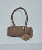 【サロン アダム エ ロペ/SALON adam et rope'】のミニポーチ付きスプリットレザーワイドバッグ / 追加 人気、トレンドファッション・服の通販 founy(ファニー) ファッション Fashion レディースファッション Fashion for Women ポーチ&ミニバッグ Pouches & Mini Bags オケージョン Occasion Wear 今季 This Season, Current Season スマート Smart, Elegant スーツ Suit, Formalwear セットアップ Set-Up, Coordinated Outfit 財布 Wallet, Purse チャーム Charm, Pendant デニム Denim, Jeans Material トレンド Trend, Trending Now フィット Fit, Slim Fit フォルム Silhouette, Form ポケット Pocket, Pocket Detail ポーチ Pouch, Small Case リアル Real, Realistic リップ Lip, Lip Motif ワイド Wide, Wide Fit エレガント 上品 Elegant ビジネス 仕事 通勤 Business / Work / Commuting thumbnail ベージュ系(28)|ID: prp329100004524720 ipo3291000000034833534