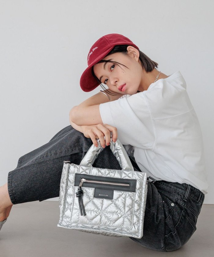【ベイフロー/BAYFLOW】の≪完売カラー追加 ≫ 500mlペットボトルが入る キルトパッファースクエアショルダー インテリア・キッズ・メンズ・レディースファッション・服の通販 founy(ファニー) https://founy.com/ ファッション Fashion レディースファッション Fashion for Women オレンジ Orange キルティング Quilted, Quilting ポケット Pocket, Pocket Detail 人気 Popular, Best Seller 財布 Wallet, Purse |ID: prp329100004524731 ipo3291000000033535794