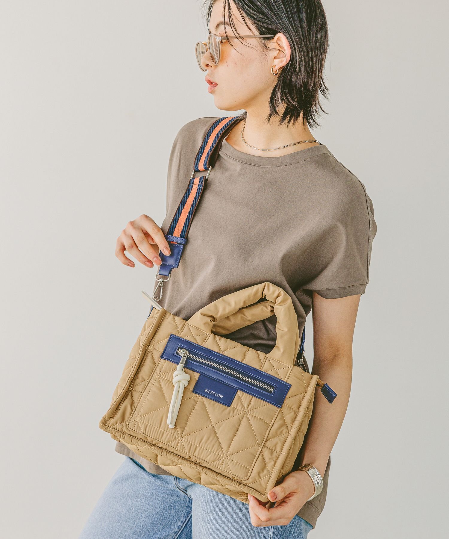 【ベイフロー/BAYFLOW】の≪完売カラー追加 ≫ 500mlペットボトルが入る キルトパッファースクエアショルダー インテリア・キッズ・メンズ・レディースファッション・服の通販 founy(ファニー) 　ファッション　Fashion　レディースファッション　Fashion for Women　オレンジ　Orange　キルティング　Quilted, Quilting　ポケット　Pocket, Pocket Detail　人気　Popular, Best Seller　財布　Wallet, Purse　カフェオレ53|ID: prp329100004524731 ipo3291000000033535804
