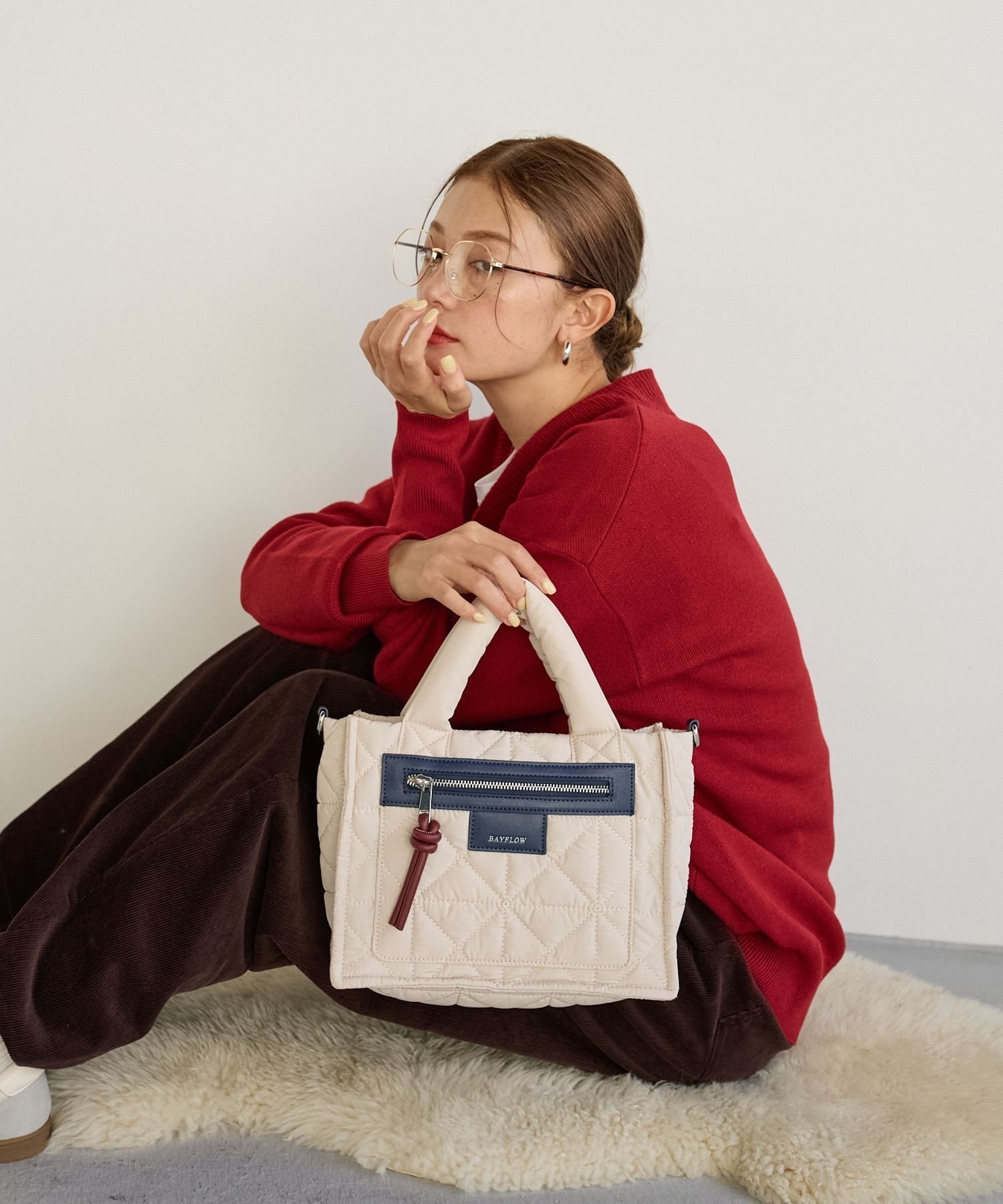 【ベイフロー/BAYFLOW】の≪完売カラー追加 ≫ 500mlペットボトルが入る キルトパッファースクエアショルダー インテリア・キッズ・メンズ・レディースファッション・服の通販 founy(ファニー) 　ファッション　Fashion　レディースファッション　Fashion for Women　オレンジ　Orange　キルティング　Quilted, Quilting　ポケット　Pocket, Pocket Detail　人気　Popular, Best Seller　財布　Wallet, Purse　NEW!!ホワイト10|ID: prp329100004524731 ipo3291000000034303494