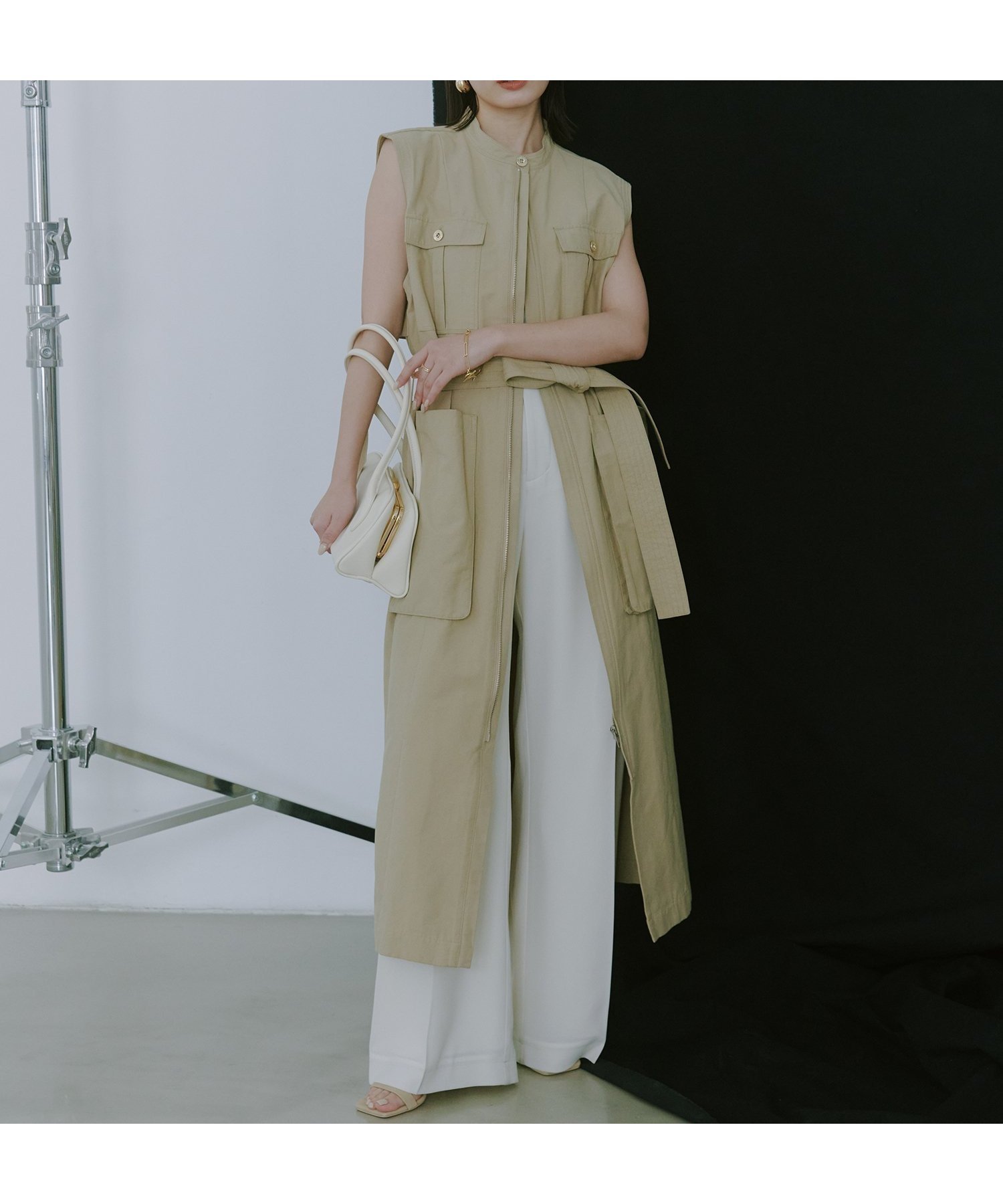 【アニュアンス/anuans】のチノロングベスト 人気、トレンドファッション・服の通販 founy(ファニー) 　ファッション　Fashion　レディースファッション　WOMEN　アウター　Coat Outerwear　トップス・カットソー　Tops/Tshirt　ベスト/ジレ　Gilets/Vests　ジュエリー　Jewelry　スタイリッシュ　Stylish　フレア　Flare　ベスト　Vest　ポケット　Pocket　ヨーク　Yoke　ロング　Long　エレガント 上品　Elegant　 other-1|ID: prp329100004524742 ipo3291000000032004413