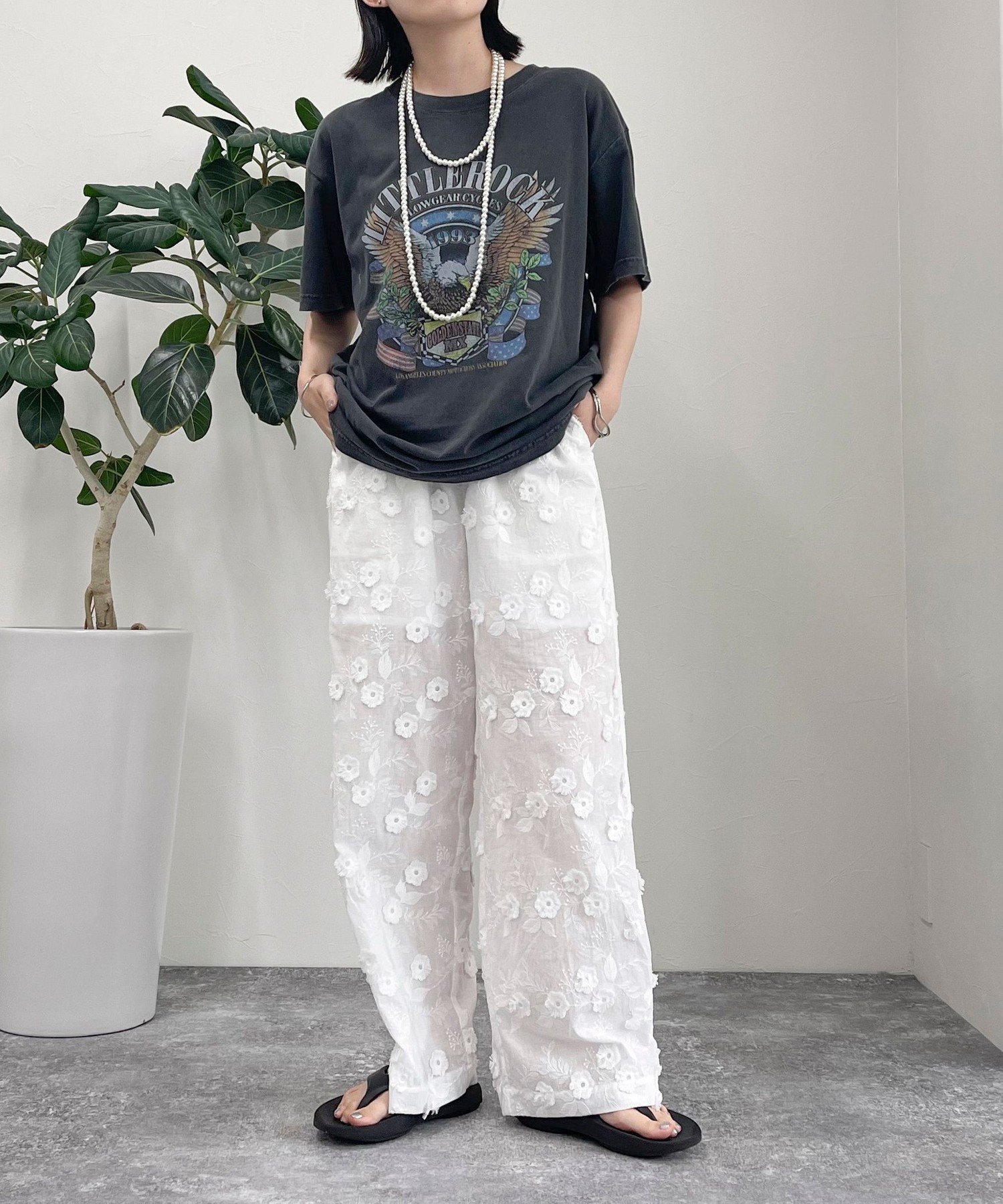 【その他のブランド/Other】の3D刺繍イージーパンツ インテリア・キッズ・メンズ・レディースファッション・服の通販 founy(ファニー) 　ファッション　Fashion　レディースファッション　WOMEN　パンツ　Pants　2024年　2024　2024春夏・S/S　Ss,Spring/Summer,2024　チュニック　Tunic　エレガント 上品　Elegant　オフホワイト|ID: prp329100004524760 ipo3291000000032004479