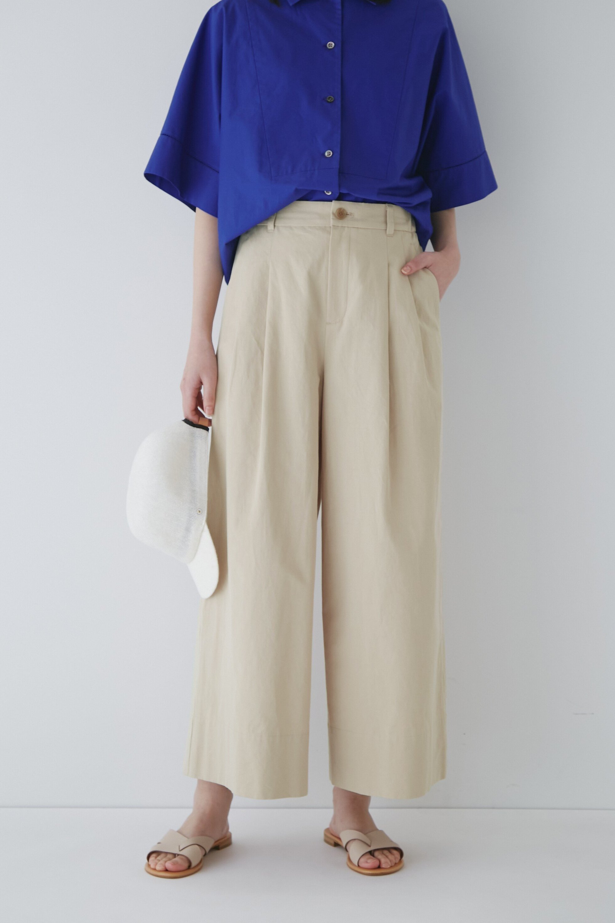 【ヒューマンウーマン/HUMAN WOMAN】のウエストドロストワイドパンツ インテリア・キッズ・メンズ・レディースファッション・服の通販 founy(ファニー) 　ファッション　Fashion　レディースファッション　WOMEN　パンツ　Pants　おすすめ　Recommend　クロップド　Cropped　スタンダード　Standard　ツイル　Twill　リラックス　Relax　ワイド　Wide　夏　Summer　ベージュ|ID: prp329100004524817 ipo3291000000032004724