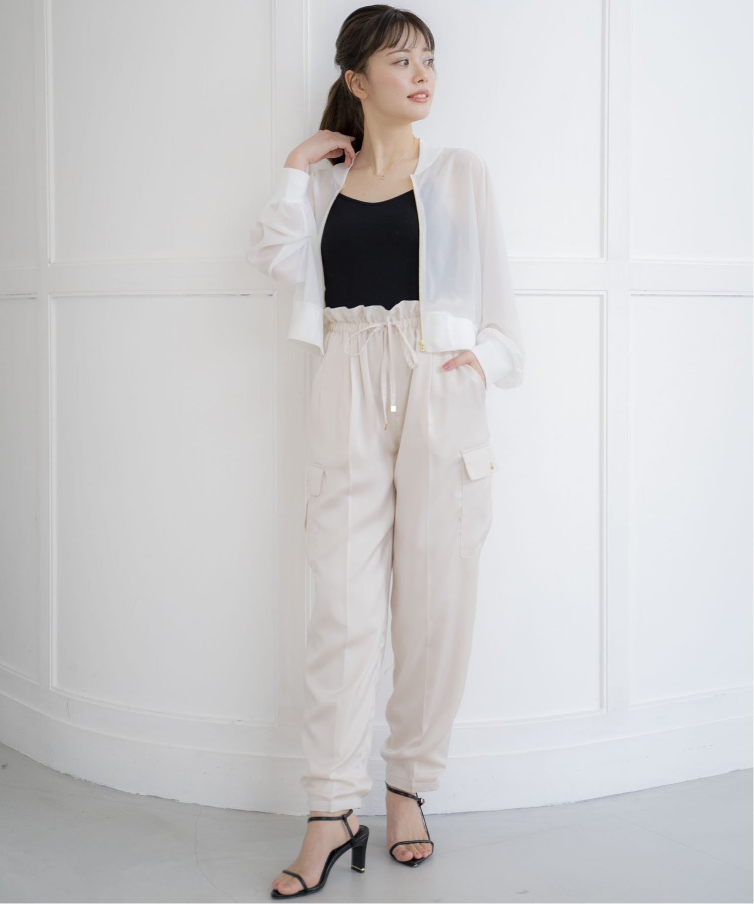 【ノエラ/Noela】のドロストカーゴパンツ 人気、トレンドファッション・服の通販 founy(ファニー) 　ファッション　Fashion　レディースファッション　WOMEN　パンツ　Pants　エレガント 上品　Elegant　カーゴパンツ　Cargo Pants　サテン　Satin　トレンド　Trend　ドレープ　Drape　ポケット　Pocket　ルーズ　Loose　 other-1|ID: prp329100004524832 ipo3291000000032004779