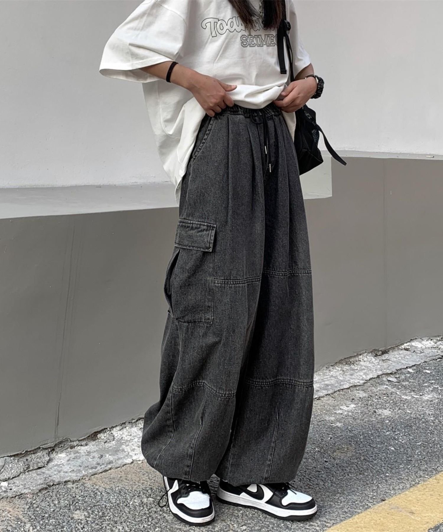 【リバランス/REBALANCE】のREBALANCE/デニムカーゴパンツ_ユニセックス インテリア・キッズ・メンズ・レディースファッション・服の通販 founy(ファニー) 　ファッション　Fashion　レディースファッション　WOMEN　パンツ　Pants　カーゴパンツ　Cargo Pants　トレンド　Trend　ルーズ　Loose　B|ID: prp329100004524872 ipo3291000000032004980