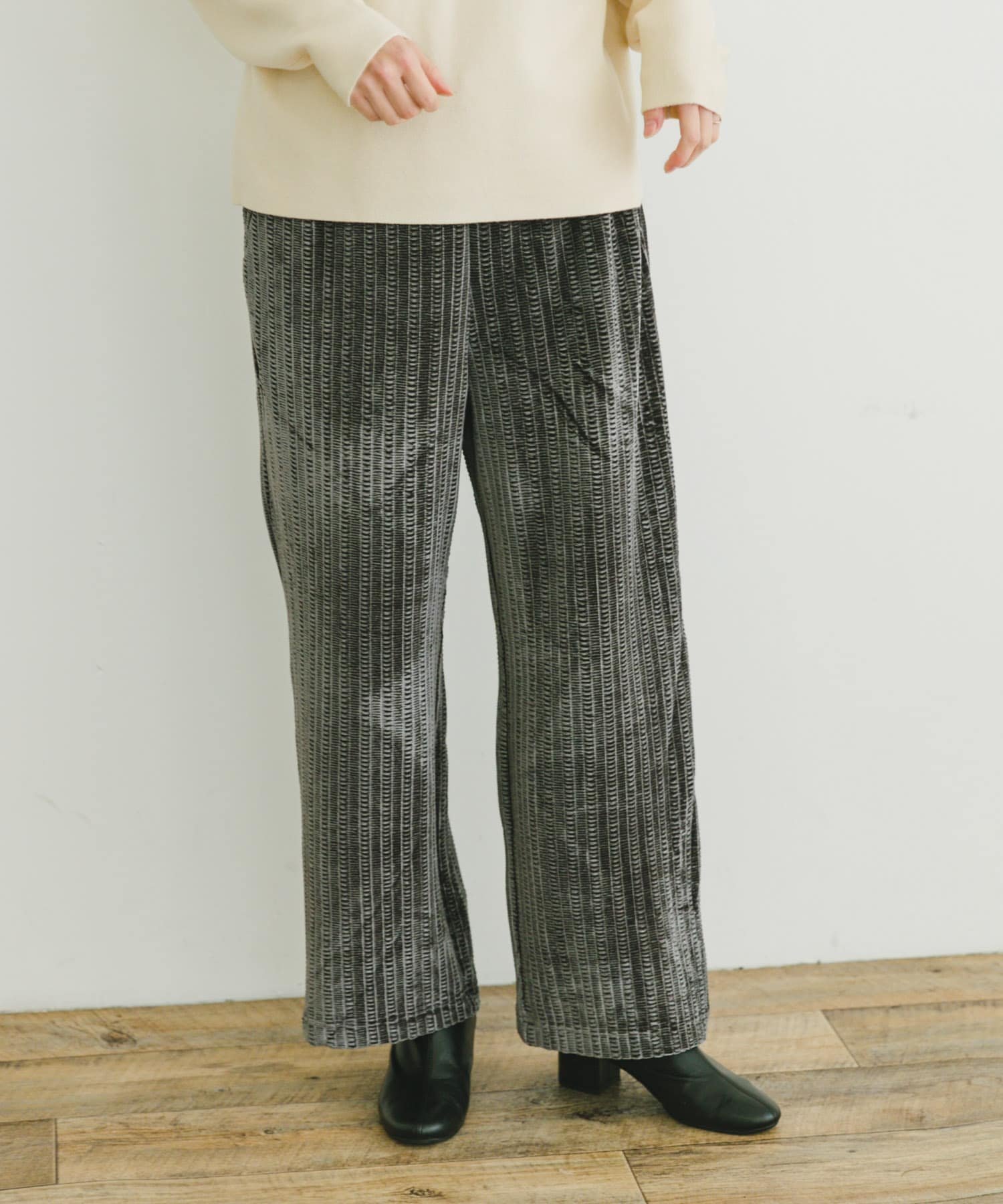 【その他のブランド/Other】のベロアイージーパンツ インテリア・キッズ・メンズ・レディースファッション・服の通販 founy(ファニー) 　ファッション　Fashion　レディースファッション　WOMEN　パンツ　Pants　2024年　2024　2024-2025秋冬・A/W　Aw/Autumn/Winter/Fw/Fall/2024-2025　冬　Winter　おすすめ　Recommend　コンパクト　Compact　ベロア　Velor　A/W・秋冬　Aw・Autumn/Winter・Fw・Fall-Winter　CHA|ID: prp329100004524875 ipo3291000000032004998