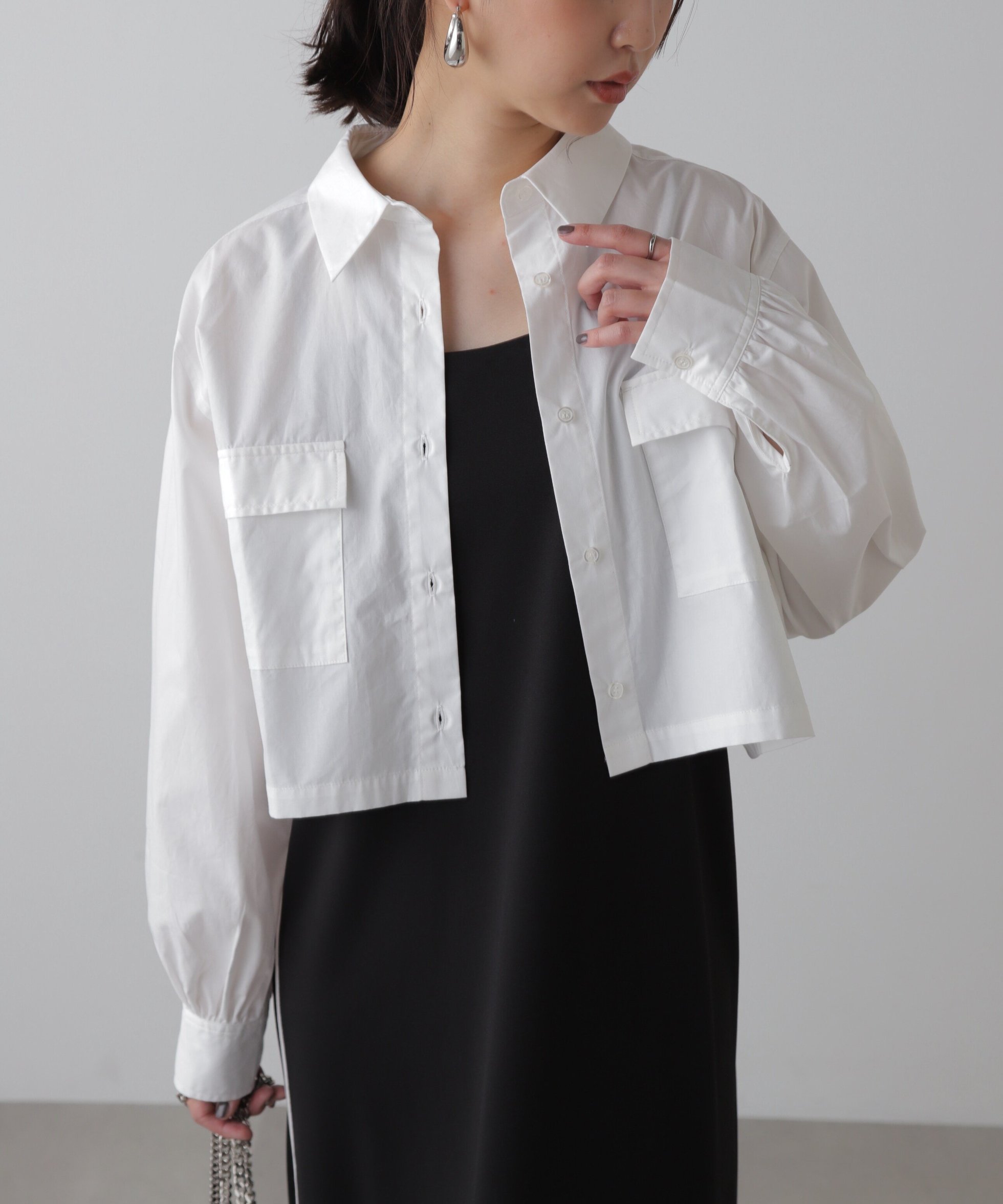 【フリーズマート/FREE'S MART】のビッグポケットショート丈シャツ インテリア・キッズ・メンズ・レディースファッション・服の通販 founy(ファニー) 　ファッション　Fashion　レディースファッション　WOMEN　トップス・カットソー　Tops/Tshirt　シャツ/ブラウス　Shirts/Blouses　おすすめ　Recommend　タイプライター　Typewriter　デニム　Denim　トレンド　Trend　無地　Plain Color　羽織　Haori　ホワイト|ID: prp329100004524897 ipo3291000000032005113