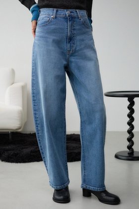 【アズール バイ マウジー/AZUL by moussy】のAZUL DENIM カーブデニム 人気、トレンドファッション・服の通販 founy(ファニー) ファッション Fashion レディースファッション WOMEN 2024年 2024 2024-2025秋冬・A/W Aw/Autumn/Winter/Fw/Fall/2024-2025 おすすめ Recommend ショート Short デニム Denim トレンド Trend フィット Fit フォルム Form A/W・秋冬 Aw・Autumn/Winter・Fw・Fall-Winter |ID:prp329100004524907
