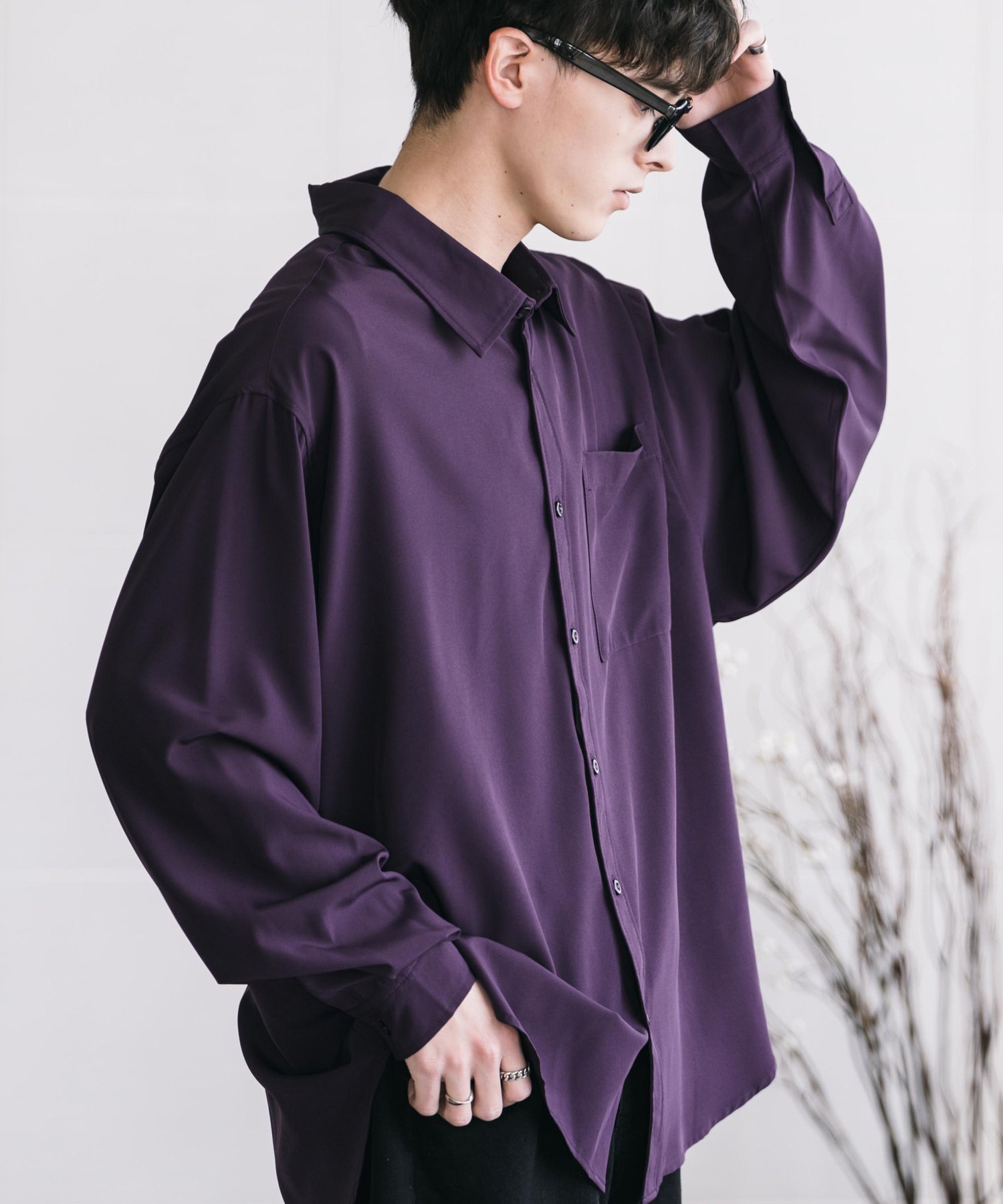 【ロッキーモンロー/Rocky Monroe】のオーバーサイズレギュラーカラーストレッチシャツ インテリア・キッズ・メンズ・レディースファッション・服の通販 founy(ファニー) 　ファッション　Fashion　レディースファッション　WOMEN　トップス・カットソー　Tops/Tshirt　シャツ/ブラウス　Shirts/Blouses　カットソー　Cut And Sew　ショルダー　Shoulder　ジャケット　Jacket　スタンダード　Standard　とろみ　Thickness　トレンド　Trend　ドロップ　Drop　定番　Standard　バランス　Balance　ビッグ　Big　メンズ　Mens　ルーズ　Loose　レギュラー　Regular　ワイド　Wide　ワーク　Work　再入荷　Restock/Back In Stock/Re Arrival　おすすめ　Recommend　ビジネス 仕事 通勤　Business　ダークパープル|ID: prp329100004524912 ipo3291000000032284194
