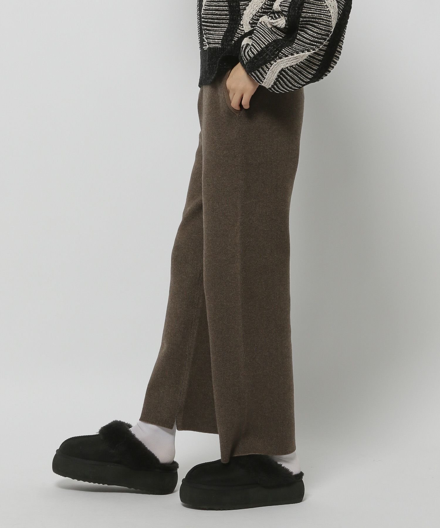 【ニコアンド/niko and】のなめらかタッチニットパンツ インテリア・キッズ・メンズ・レディースファッション・服の通販 founy(ファニー) 　ファッション　Fashion　レディースファッション　WOMEN　パンツ　Pants　おすすめ　Recommend　なめらか　Smooth　ストレート　Straight　ボトム　Bottom　リラックス　Relax　人気　Popularity　無地　Plain Color　ブラウンツイードライク50|ID: prp329100004524943 ipo3291000000032005354