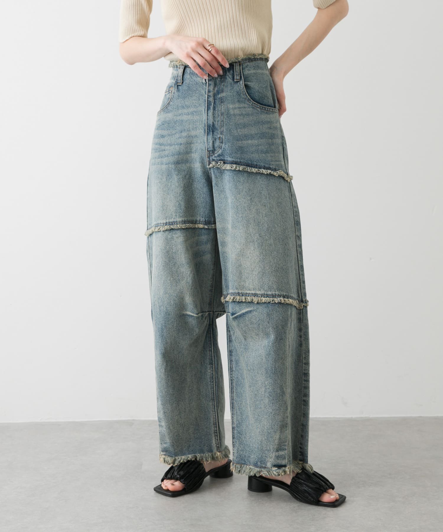 【センスオブプレイス/SENSE OF PLACE by URBAN RESEARCH】のパッチワークカーブデニム インテリア・キッズ・メンズ・レディースファッション・服の通販 founy(ファニー) 　ファッション　Fashion　レディースファッション　WOMEN　2025年　2025　2025春夏・S/S　Ss,Spring/Summer,2025　おすすめ　Recommend　デニム　Denim　トレンド　Trend　パッチワーク　Patchwork　夏　Summer　S/S・春夏　Ss・Spring/Summer　D.INDIGO|ID: prp329100004525006 ipo3291000000032005603