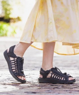 【キーン/KEEN】の(WOMEN)UNEEK II OT / (レディース)ユニーク ツー オーティー 人気、トレンドファッション・服の通販 founy(ファニー) ファッション Fashion レディースファッション Fashion for Women アウトドア Outdoor Clothing クッション Cushion, Throw Pillow 軽量 Lightweight, Ultra Light サンダル Sandals, Summer Shoes シューズ Shoes, Footwear スニーカー Sneakers, Trainers スリッポン Slip-On, Loafer タオル Towel, Bath Towel フィット Fit, Slim Fit ラウンド Round, Round Neck |ID:prp329100004525011