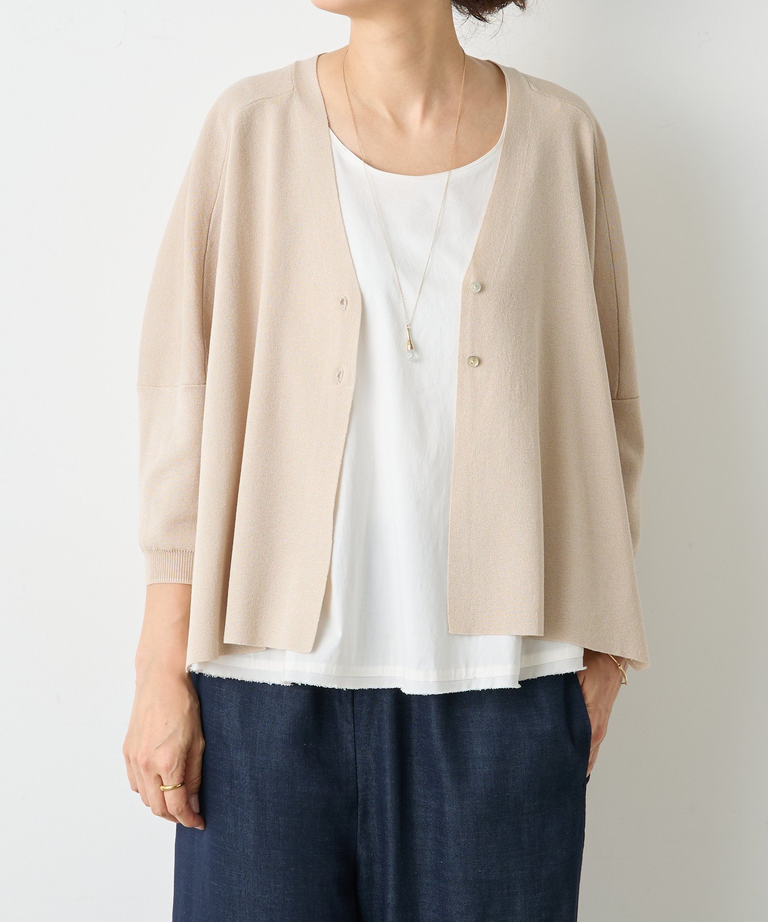 【その他のブランド/Other】のサラッとカーディガン インテリア・キッズ・メンズ・レディースファッション・服の通販 founy(ファニー) 　ファッション　Fashion　レディースファッション　Fashion for Women　トップス・カットソー　Cut & Sew Tops　カーディガン・羽織り　Layered Style Cardigans　おすすめ　Recommended / Our Picks　アンサンブル　Ensemble Set　インナー　Innerwear　カーディガン　Cardigan, Knitwear　コンパクト　Compact, Small Size　シルバー　Silver, Metallic Silver　バランス　Balance, Style Balance　ワイド　Wide, Wide Fit　エレガント 上品　Elegant　夏　Summer　春　Spring　S/S・春夏　SS, Spring/Summer, Warm Season　サンドベージュ|ID: prp329100004525118 ipo3291000000032621190