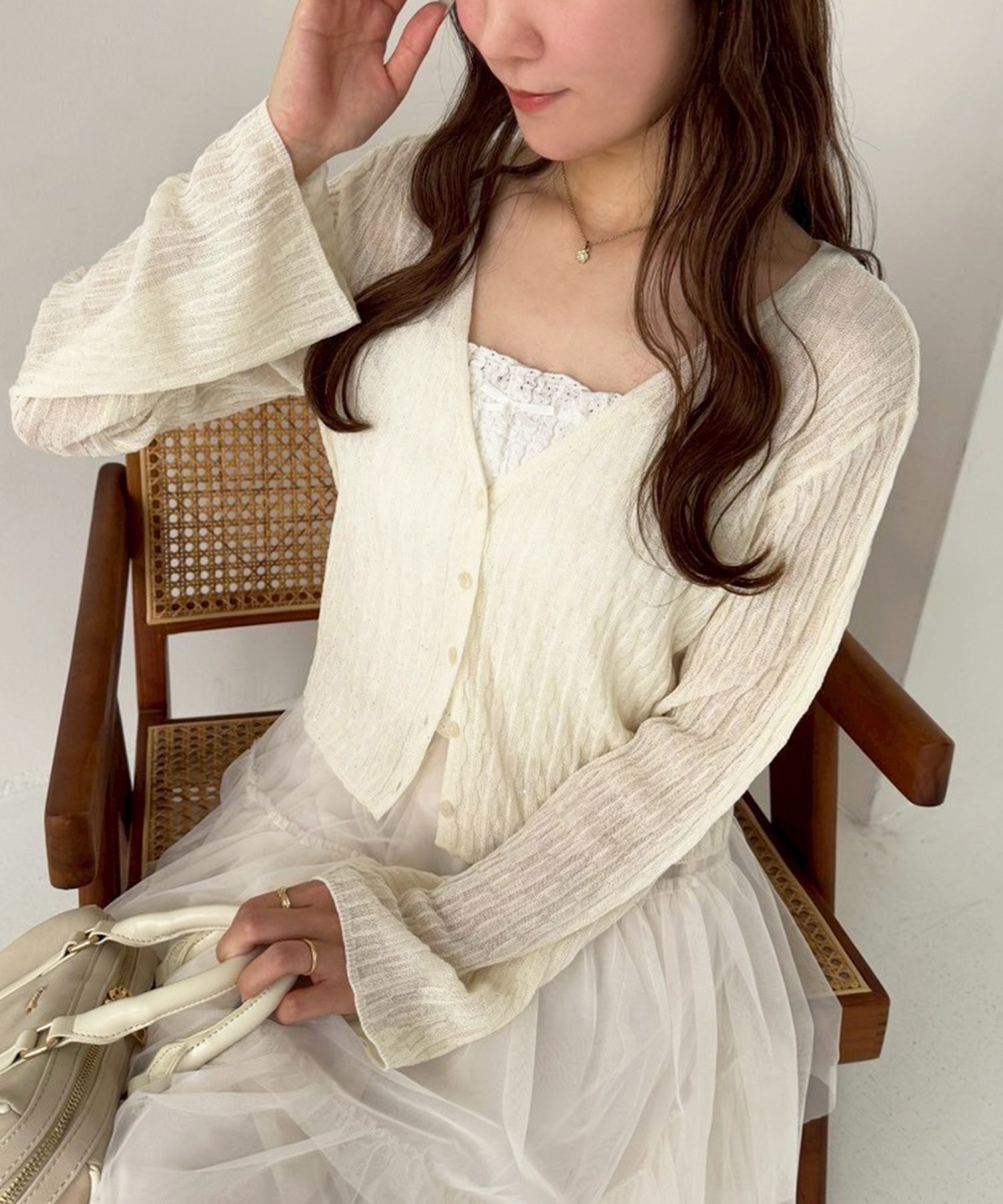 【ナイスクラップ/NICE CLAUP】のスパンコールリブニットカーディガン インテリア・キッズ・メンズ・レディースファッション・服の通販 founy(ファニー) 　ファッション　Fashion　レディースファッション　WOMEN　トップス・カットソー　Tops/Tshirt　ニット　Knit Tops　カーディガン　Cardigans　2025年　2025　2025春夏・S/S　Ss,Spring/Summer,2025　おすすめ　Recommend　カーディガン　Cardigan　キャミソール　Camisole　シアー　Sheer　シンプル　Simple　スパンコール　Sequins　スラックス　Slacks　タンク　Tank　デニム　Denim　トレンド　Trend　エレガント 上品　Elegant　夏　Summer　アイボリー|ID: prp329100004525233 ipo3291000000032006584