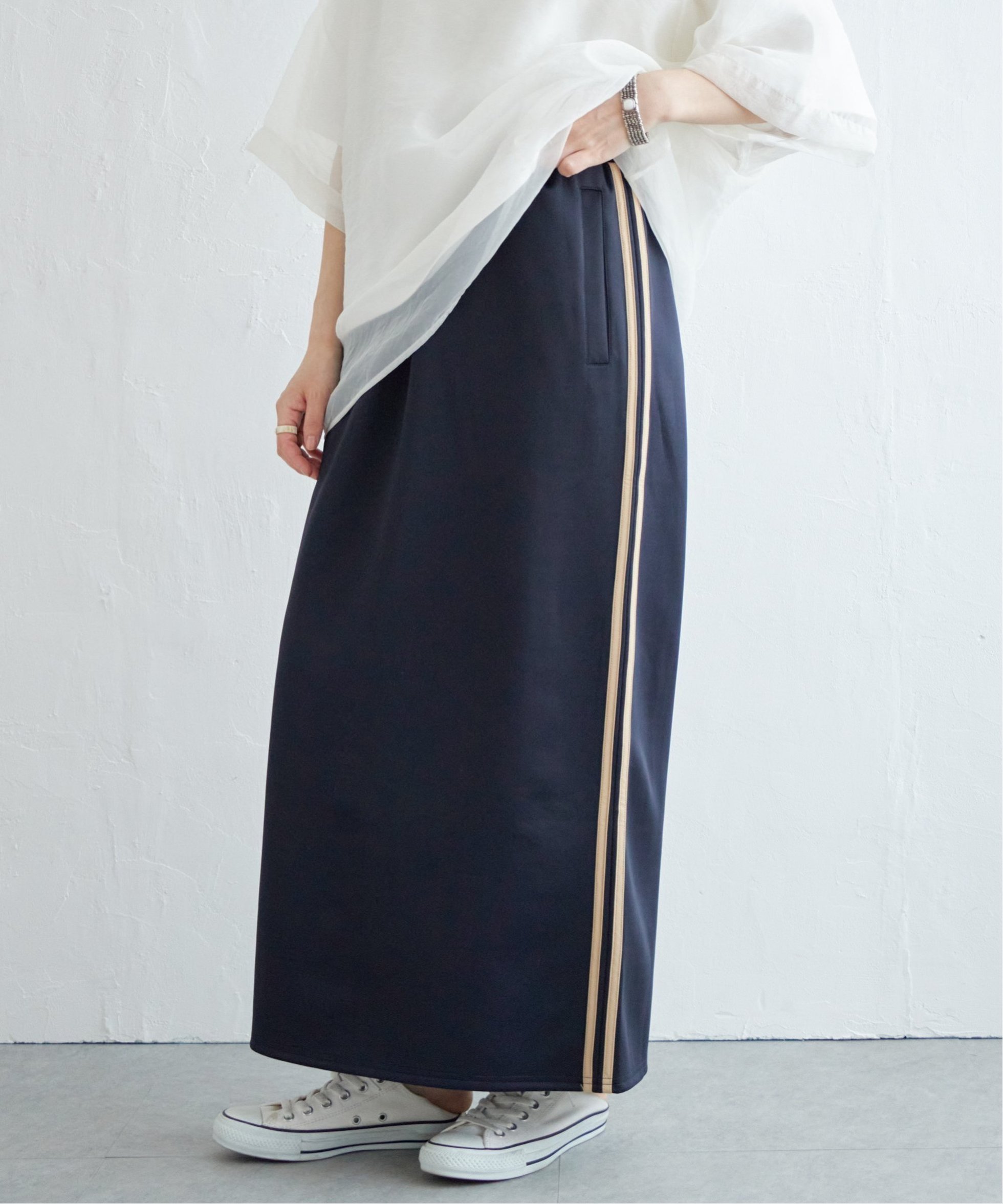 【ノッチ/notch】のサイドラインジャージスカート インテリア・キッズ・メンズ・レディースファッション・服の通販 founy(ファニー) 　ファッション　Fashion　レディースファッション　Ladies' Fashion Online　スカート　Skirt　おすすめ　Recommend　シューズ　Shoes　ソノタA|ID: prp329100004525438 ipo3291000000032655200