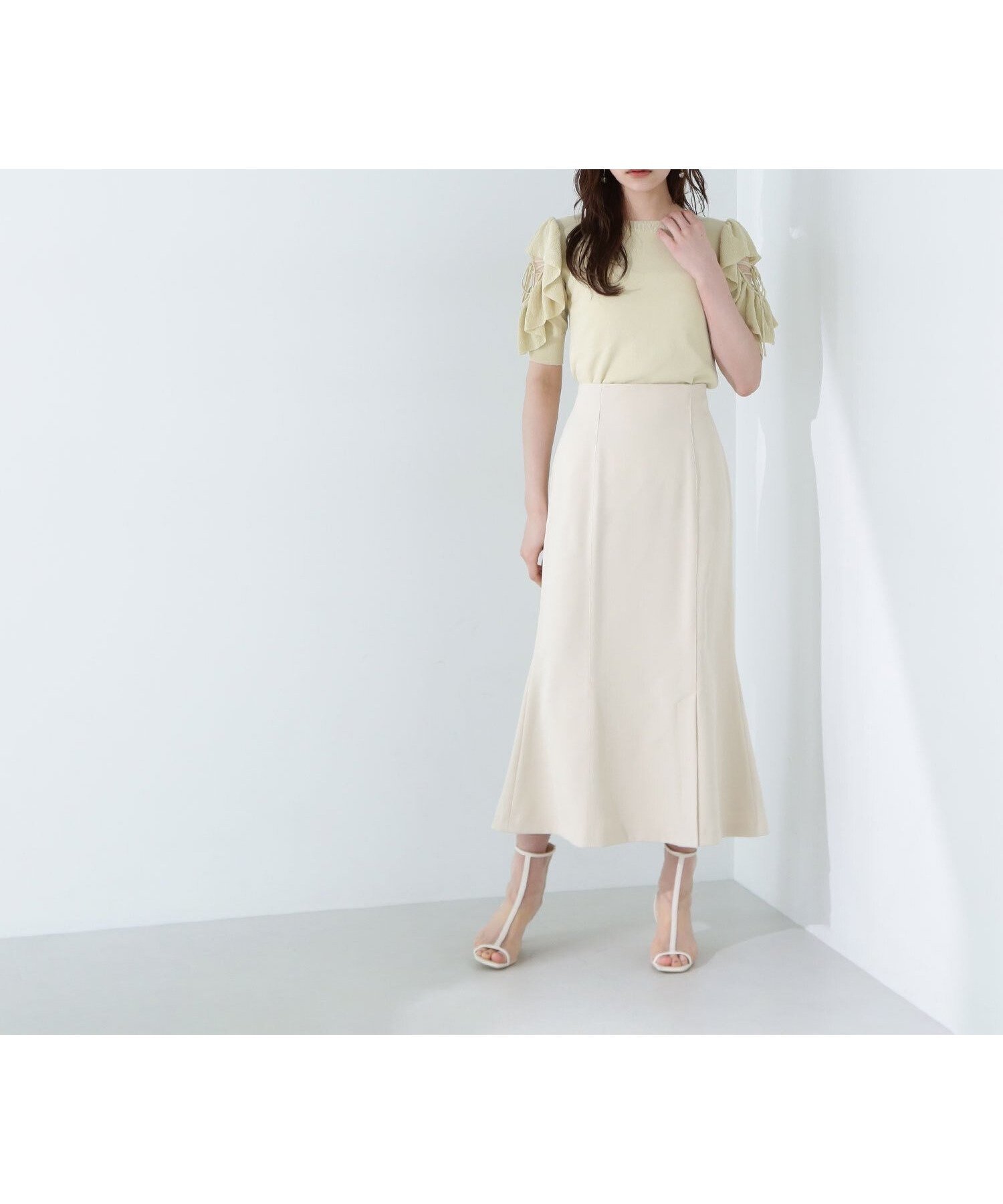 【ナチュラル ビューティー ベーシック/NATURAL BEAUTY BASIC】のサイドスリットナロースカート インテリア・キッズ・メンズ・レディースファッション・服の通販 founy(ファニー) 　ファッション　Fashion　レディースファッション　WOMEN　スカート　Skirt　シンプル　Simple　スリット　Slit　ツイル　Twill　フェミニン　Feminine　マーメイド　Mermaid　夏　Summer　春　Spring　S/S・春夏　Ss・Spring/Summer　オフベージュ|ID: prp329100004525514 ipo3291000000032007830