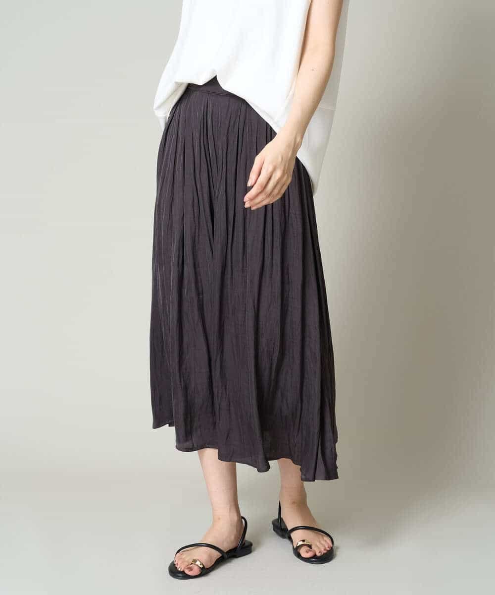 【アー ヴェー ヴェー/a.v.v】のサテンタックフレアスカート インテリア・キッズ・メンズ・レディースファッション・服の通販 founy(ファニー) 　ファッション　Fashion　レディースファッション　WOMEN　スカート　Skirt　Aライン/フレアスカート　Flared A-Line Skirts　ギャザー　Gather　コンパクト　Compact　今季　This Season　スカンツ　Skantz　トレンド　Trend　ドレープ　Drape　定番　Standard　人気　Popularity　フレア　Flare　再入荷　Restock/Back In Stock/Re Arrival　おすすめ　Recommend　夏　Summer　旅行　Travel　ダークグレー|ID: prp329100004525599 ipo3291000000032203547