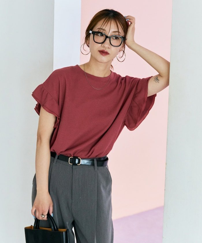 【フリークスストア/FREAK'S STORE】のワッフル フリル 袖トップス【限定展開】 25SS インテリア・キッズ・メンズ・レディースファッション・服の通販 founy(ファニー) 　ファッション　Fashion　レディースファッション　Fashion for Women　トップス・カットソー　Cut & Sew Tops　スリーブ　Sleeve, Long Sleeve / Short Sleeve　定番　Standard, Basic Item　人気　Popular, Best Seller　フェミニン　Feminine, Girly　フリル　Frill, Ruffle　フレンチ　French, French Style　ワッフル　Waffle, Waffle Knit　S/S・春夏　SS, Spring/Summer, Warm Season　おすすめ　Recommended / Our Picks　夏　Summer　2025年　2025　2025春夏・S/S　Spring/Summer 2025 SS25　レッド|ID: prp329100004525639 ipo3291000000033214883