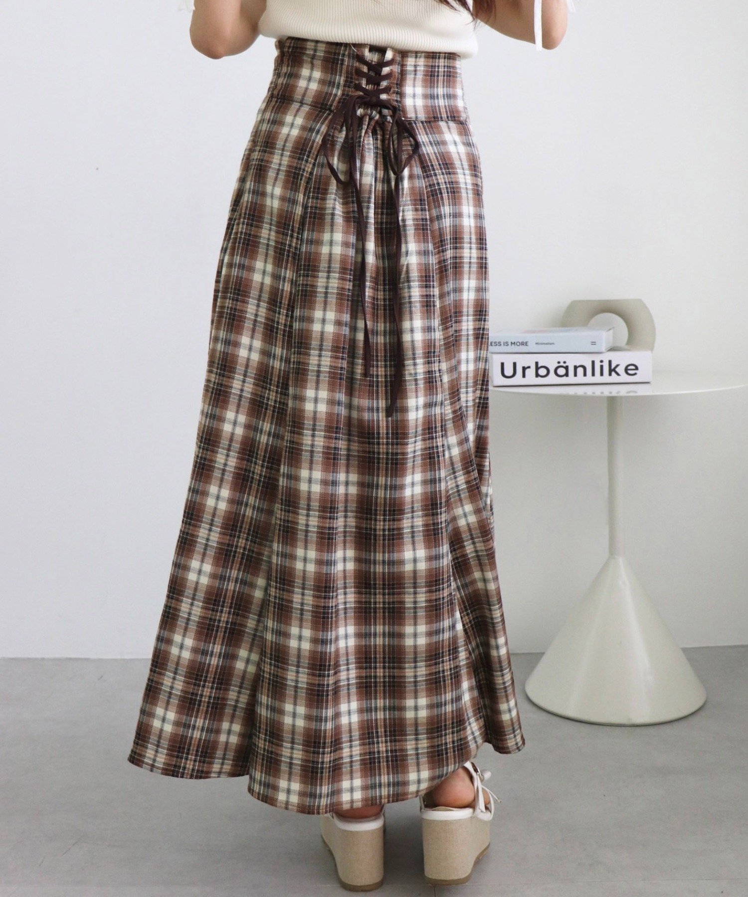 【イング/INGNI】の【WEB限定】バックレースアップマーメイドスカート インテリア・キッズ・メンズ・レディースファッション・服の通販 founy(ファニー) 　ファッション　Fashion　レディースファッション　Fashion for Women　スカート　Skirts　シンプル　Simple, Minimal　チェック　Check, Plaid, Tartan　フィット　Fit, Slim Fit　レース　Lace, Lace Fabric　ロング　Long, Long-Length　無地　Plain, Solid Color　ブラウン/チェック|ID: prp329100004525663 ipo3291000000033454913
