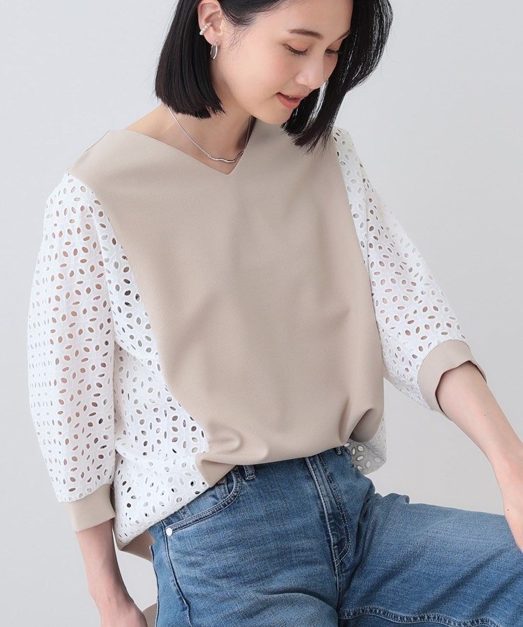 【インディヴィ/INDIVI】の新色登場!【洗える/体型カバー】レースコンビトップス インテリア・キッズ・メンズ・レディースファッション・服の通販 founy(ファニー) 　ファッション　Fashion　レディースファッション　Fashion for Women　トップス・カットソー　Cut & Sew Tops　洗える　Machine Washable　カーディガン　Cardigan, Knitwear　切替　Switching, Contrast Panel　ストレッチ　Stretch, Stretchy Fabric　テーパード　Tapered, Tapered Pants　デニム　Denim, Jeans Material　トレンド　Trend, Trending Now　フラワー　Flower, Floral　ブロード　Broadcloth, Fine Cotton　モチーフ　Motif, Design Theme　レース　Lace, Lace Fabric　ワイド　Wide, Wide Fit　おすすめ　Recommended / Our Picks　夏　Summer　ベージュ|ID: prp329100004525791 ipo3291000000033561246