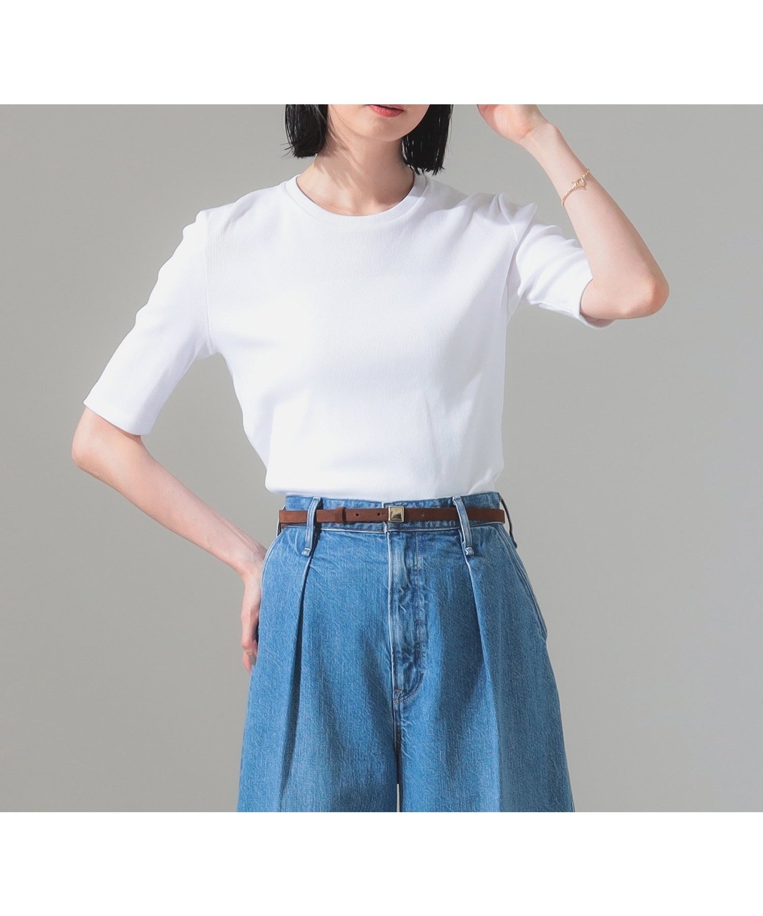 【デミルクス ビームス/Demi-Luxe BEAMS】の【別注】スタイリスト佐藤佳菜子 * SLOANE / クルーネック リブTシャツ インテリア・キッズ・メンズ・レディースファッション・服の通販 founy(ファニー) 　ファッション　Fashion　レディースファッション　WOMEN　トップス・カットソー　Tops/Tshirt　シャツ/ブラウス　Shirts/Blouses　ロング / Tシャツ　T-Shirts　インナー　Inner　春　Spring　カットソー　Cut And Sew　カーディガン　Cardigan　コラボ　Collaboration　コレクション　Collection　シンプル　Simple　ジャケット　Jacket　スクエア　Square　タンク　Tank　テレコ　Tereko　トリプル　Triple　人気　Popularity　フィット　Fit　別注　Special Order　S/S・春夏　Ss・Spring/Summer　夏　Summer　エレガント 上品　Elegant　WHITE|ID: prp329100004525899 ipo3291000000032274809