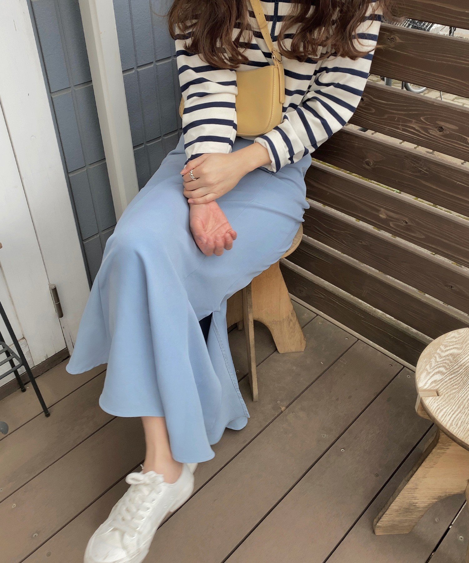 【ジュノア/JUNOAH】のスリットマーメイドロングスカート薄手伸縮 インテリア・キッズ・メンズ・レディースファッション・服の通販 founy(ファニー) 　ファッション　Fashion　レディースファッション　WOMEN　スカート　Skirt　ロングスカート　Long Skirt　ブルー|ID: prp329100004526026 ipo3291000000032009955