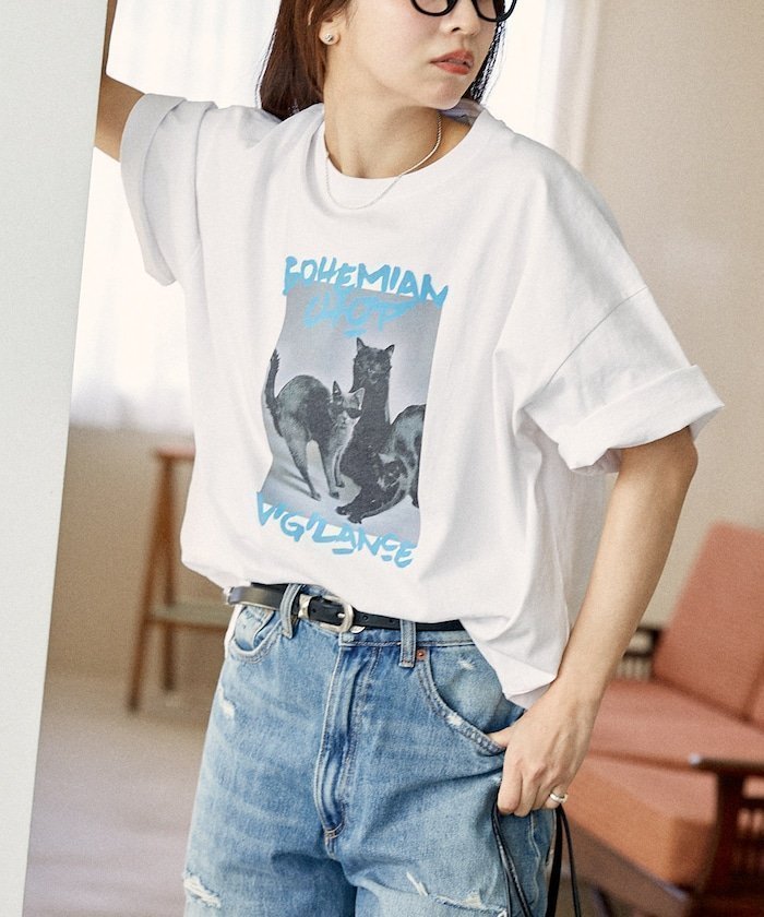 【フリークスストア/FREAK'S STORE】のスリーキャット アニマル プリントTシャツ 限定展開 25SS インテリア・キッズ・メンズ・レディースファッション・服の通販 founy(ファニー) 　ファッション　Fashion　レディースファッション　WOMEN　トップス・カットソー　Tops/Tshirt　シャツ/ブラウス　Shirts/Blouses　ロング / Tシャツ　T-Shirts　2025年　2025　2025春夏・S/S　Ss,Spring/Summer,2025　おすすめ　Recommend　アニマル　Animal　ガーリー　Girly　グラフィック　Graphic　スラックス　Slacks　デニム　Denim　バルーン　Balloon　フレア　Flare　プリント　Print　モチーフ　Motif　夏　Summer　S/S・春夏　Ss・Spring/Summer　猫　Cat　オフホワイト|ID: prp329100004526038 ipo3291000000032010023
