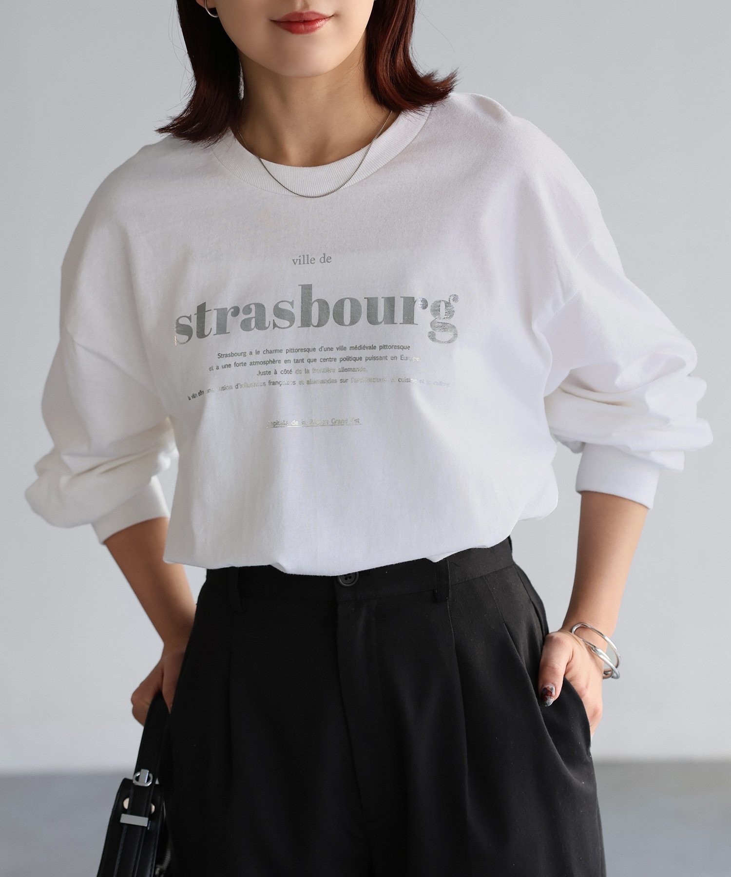 【リベリー/Riberry】のGILDAN strasbourgプリントロンT インテリア・キッズ・メンズ・レディースファッション・服の通販 founy(ファニー) 　ファッション　Fashion　レディースファッション　WOMEN　トップス・カットソー　Tops/Tshirt　ロング / Tシャツ　T-Shirts　おすすめ　Recommend　カーディガン　Cardigan　スラックス　Slacks　スリーブ　Sleeve　デニム　Denim　ベスト　Vest　ボトム　Bottom　マーメイド　Mermaid　ロング　Long　人気　Popularity　ホワイト×シルバー|ID: prp329100004526091 ipo3291000000032010247