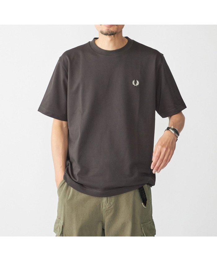 【シップス/SHIPS / MEN】の【SHIPS別注】FRED PERRY COOLMAX 鹿の子 ワンポイント ロゴ Tシャツ 25SS インテリア・キッズ・メンズ・レディースファッション・服の通販 founy(ファニー) https://founy.com/ ファッション Fashion メンズファッション Fashion for Men インナー Innerwear 吸水 Absorbent, Quick-Dry 鹿の子 Piqué, Kanoko Fabric スタイリッシュ Stylish, Fashionable ベスト Vest, Waistcoat ポロシャツ Polo Shirt, Collared Tee 別注 Limited Edition, Custom Order ミックス Mix, Mixed Style ロンドン London Style, British Inspired ワンポイント One Point, Statement Accent エレガント 上品 Elegant 2025年 2025 2025春夏・S/S Spring/Summer 2025 SS25 |ID: prp329100004526159 ipo3291000000032506881