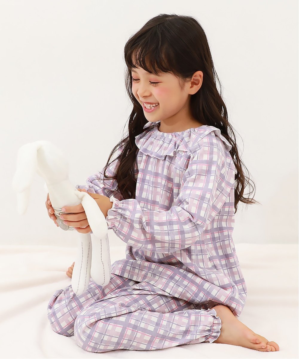 【デビロック/devirock / KIDS】のどっちも前 フリルパジャマ ルームウェア 長袖ルームウェア パジャマ 24AW インテリア・キッズ・メンズ・レディースファッション・服の通販 founy(ファニー) 　ファッション　Fashion　キッズファッション　KIDS　長袖　Long Sleeve　パジャマ　Pajamas　フリル　Frills　おすすめ　Recommend　お家時間・ステイホーム　Home Time/Stay Home　2024年　2024　2024-2025秋冬・A/W　Aw/Autumn/Winter/Fw/Fall/2024-2025　006-チェック-Lラベンダー|ID: prp329100004526206 ipo3291000000032107571
