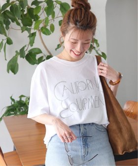 【ジャーナルスタンダード レリューム/JOURNAL STANDARD relume】の【THE DAY ON THE BEACH】カットオフTシャツ 人気、トレンドファッション・服の通販 founy(ファニー) ファッション Fashion レディースファッション Fashion for Women トップス・カットソー Cut & Sew Tops シャツ・ブラウス・オフィスカジュアル Elegant Blouses & Button-Ups ロングTシャツ・Tシャツ Longline T-Shirts & Tees 2025年 2025 2025春夏・S/S Spring/Summer 2025 SS25 カットオフ Cut-Off Design カリフォルニア California, Cali Style コレクション Collection, Seasonal Line シンプル Simple, Minimal ビーチ Beach, Seaside モダン Modern, Contemporary リラックス Relax, Relaxed Fit A/W・秋冬 Autumn/Winter |ID:prp329100004526302