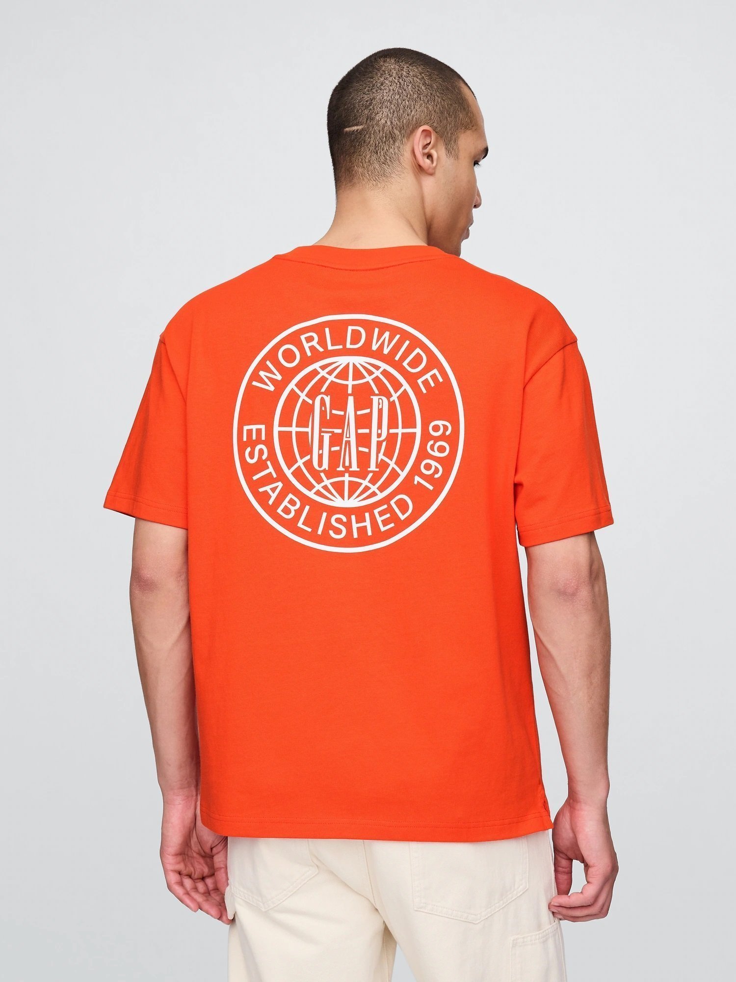 【ギャップ/GAP】のGAPワールドロゴTシャツ インテリア・キッズ・メンズ・レディースファッション・服の通販 founy(ファニー) 　ファッション　Fashion　レディースファッション　WOMEN　トップス・カットソー　Tops/Tshirt　シャツ/ブラウス　Shirts/Blouses　ロング / Tシャツ　T-Shirts　ショート　Short　スリーブ　Sleeve　デニム　Denim　フォルム　Form　プリント　Print　BLAZE|ID: prp329100004526370 ipo3291000000032011521