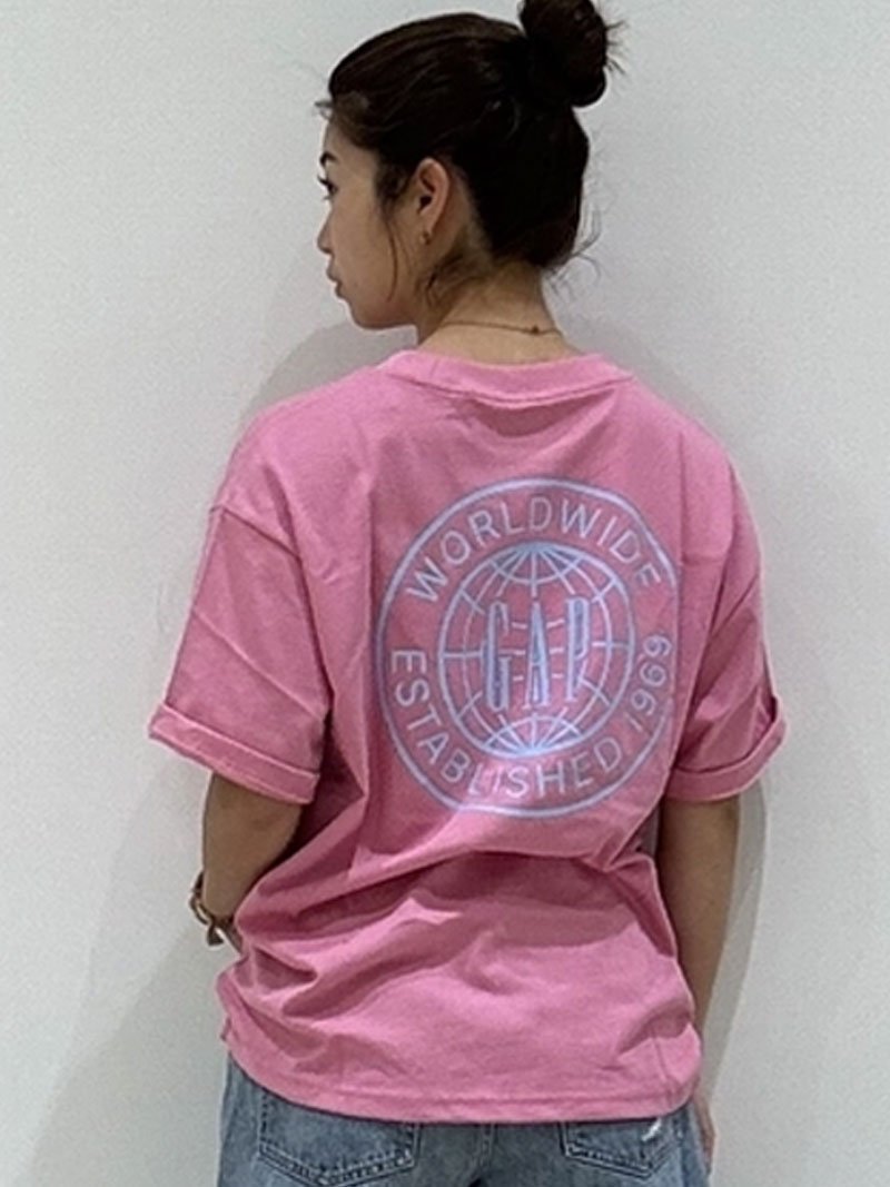 【ギャップ/GAP】のGAPワールドロゴTシャツ インテリア・キッズ・メンズ・レディースファッション・服の通販 founy(ファニー) 　ファッション　Fashion　レディースファッション　WOMEN　トップス・カットソー　Tops/Tshirt　シャツ/ブラウス　Shirts/Blouses　ロング / Tシャツ　T-Shirts　ショート　Short　スリーブ　Sleeve　デニム　Denim　フォルム　Form　プリント　Print　FRENCH_PINK_587|ID: prp329100004526370 ipo3291000000032011523