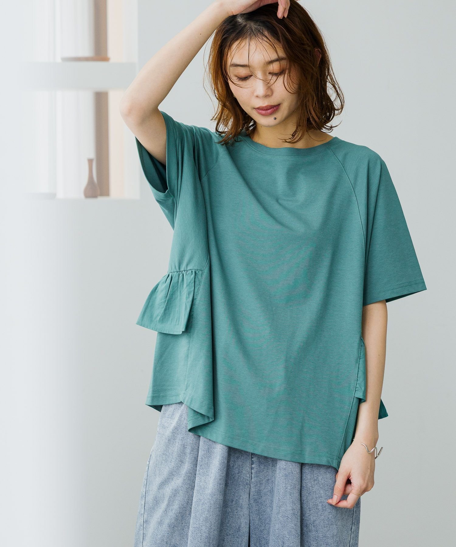 【スタディオ クリップ/studio CLIP】のバックフリルプルオーバー 人気、トレンドファッション・服の通販 founy(ファニー) 　ファッション　Fashion　レディースファッション　WOMEN　トップス・カットソー　Tops/Tshirt　プルオーバー　Pullover　バッグ　Bag　おすすめ　Recommend　カットソー　Cut And Sew　シンプル　Simple　スカーチョ　Scarcio　デニム　Denim　フリル　Frills　ルーズ　Loose　ワイド　Wide　夏　Summer　定番　Standard　 other-1|ID: prp329100004526396 ipo3291000000032011625