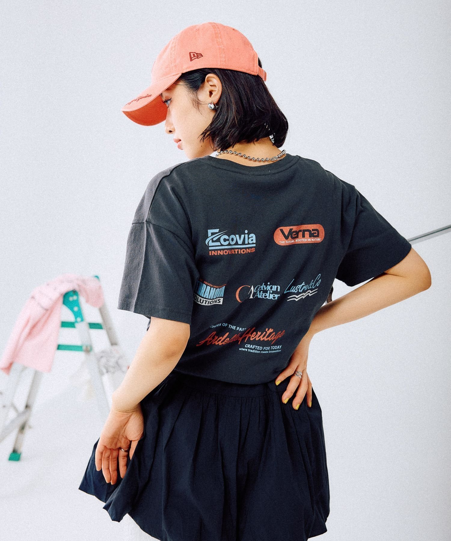 【レプシィム ローリーズファーム/LEPSIM LOWRYS FARM】のアソートロゴTEE インテリア・キッズ・メンズ・レディースファッション・服の通販 founy(ファニー) 　ファッション　Fashion　レディースファッション　WOMEN　おすすめ　Recommend　インナー　Inner　ジャケット　Jacket　デニム　Denim　ボトム　Bottom　チャコール19|ID: prp329100004526435 ipo3291000000032069559