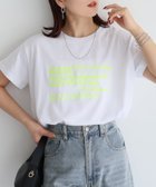 【リベリー/Riberry】の手書き風ロゴ刺繍デザインTシャツ 人気、トレンドファッション・服の通販 founy(ファニー) ファッション Fashion レディースファッション WOMEN トップス・カットソー Tops/Tshirt シャツ/ブラウス Shirts/Blouses ロング / Tシャツ T-Shirts インナー Inner キャップ Cap シンプル Simple デニム Denim トレンド Trend バルーン Balloon プリント Print 半袖 Short Sleeve マーメイド Mermaid メガネ Glasses ルーズ Loose ワイド Wide おすすめ Recommend 夏 Summer thumbnail オフホワイト|ID: prp329100004526443 ipo3291000000032201545