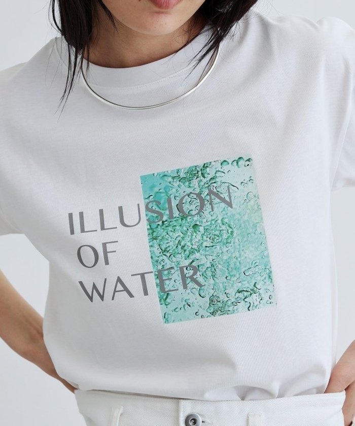 【インディヴィ/INDIVI】のILLUSION of WATER プリントTシャツ インテリア・キッズ・メンズ・レディースファッション・服の通販 founy(ファニー) https://founy.com/ ファッション Fashion レディースファッション WOMEN トップス・カットソー Tops/Tshirt シャツ/ブラウス Shirts/Blouses ロング / Tシャツ T-Shirts アクセサリー Accessories グラフィック Graphic スポーティ Sporty スリット Slit ネックレス Necklace フォルム Form プリント Print モダン Modern リラックス Relax |ID: prp329100004526475 ipo3291000000032011951