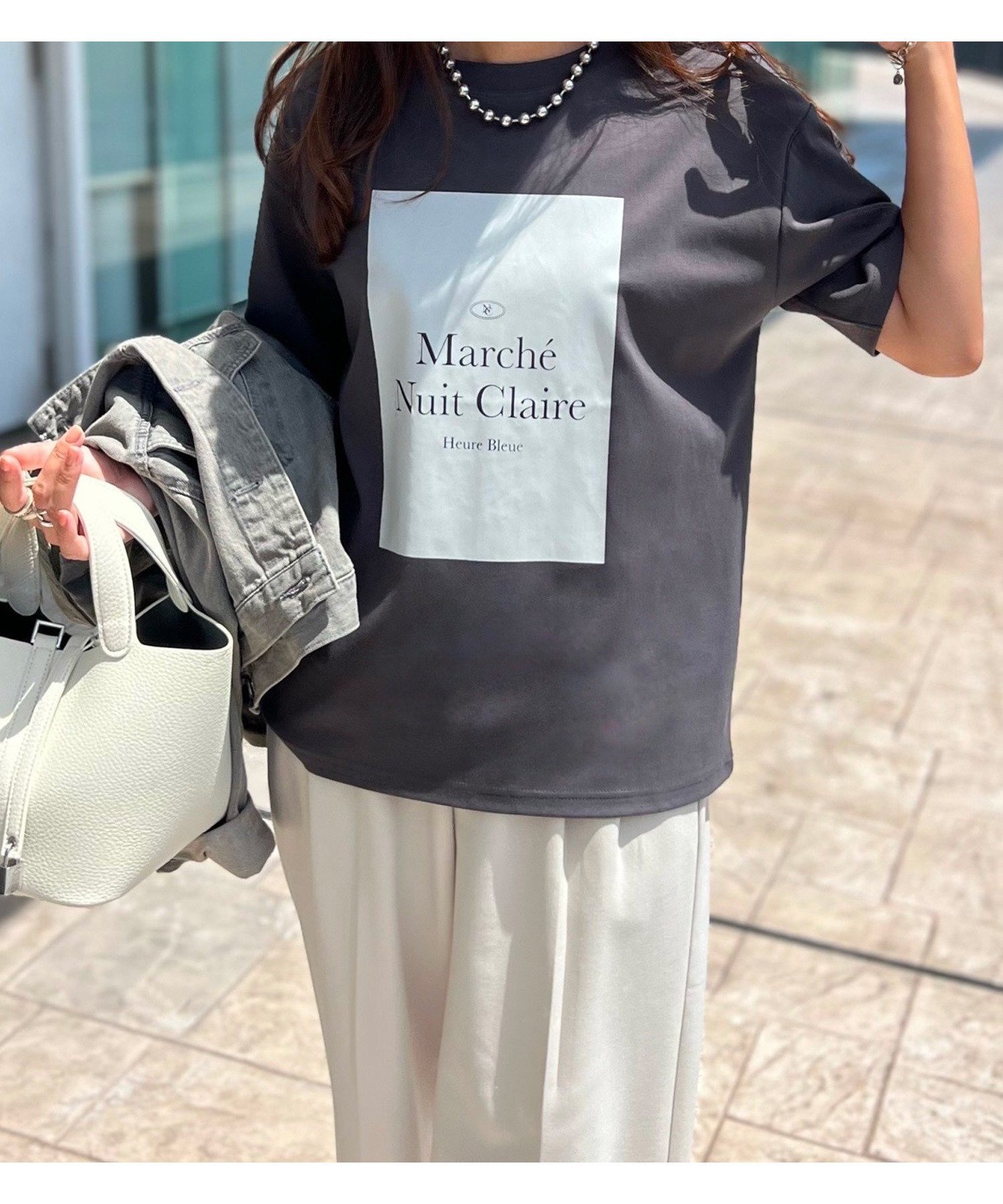 【スタイルドア/STYLEDOOR】のアソートロゴプリントTシャツ インテリア・キッズ・メンズ・レディースファッション・服の通販 founy(ファニー) 　ファッション　Fashion　レディースファッション　Fashion for Women　トップス・カットソー　Cut & Sew Tops　シャツ・ブラウス・オフィスカジュアル　Elegant Blouses & Button-Ups　ロングTシャツ・Tシャツ　Longline T-Shirts & Tees　アウトドア　Outdoor Clothing　グラフィック　Graphic, Graphic Design　シンプル　Simple, Minimal　ジャケット　Jacket, Outerwear　スタイリッシュ　Stylish, Fashionable　トレンド　Trend, Trending Now　プリント　Print, Printed Pattern　スミクロ他4|ID: prp329100004526478 ipo3291000000033195502