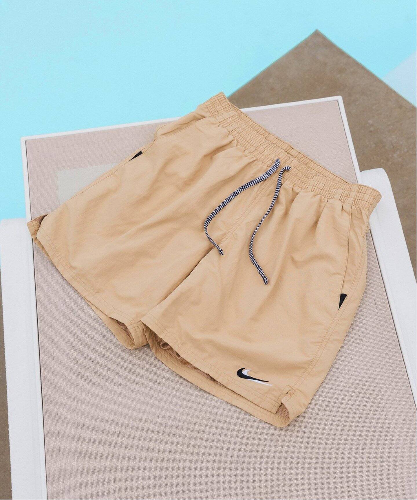 【エディフィス/EDIFICE / MEN】の《WEB限定》NIKE SWIM (ナイキ スイム) Exclusive スウォッシュ ボレーショーツ インテリア・キッズ・メンズ・レディースファッション・服の通販 founy(ファニー) 　ファッション　Fashion　メンズファッション　MEN　ショーツ　Shorts　ベージュ|ID: prp329100004526524 ipo3291000000032147333