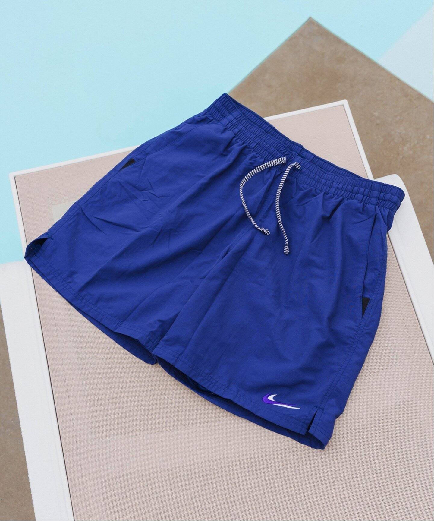 【エディフィス/EDIFICE / MEN】の《WEB限定》NIKE SWIM (ナイキ スイム) Exclusive スウォッシュ ボレーショーツ インテリア・キッズ・メンズ・レディースファッション・服の通販 founy(ファニー) 　ファッション　Fashion　メンズファッション　MEN　ショーツ　Shorts　ネイビー|ID: prp329100004526524 ipo3291000000032147334